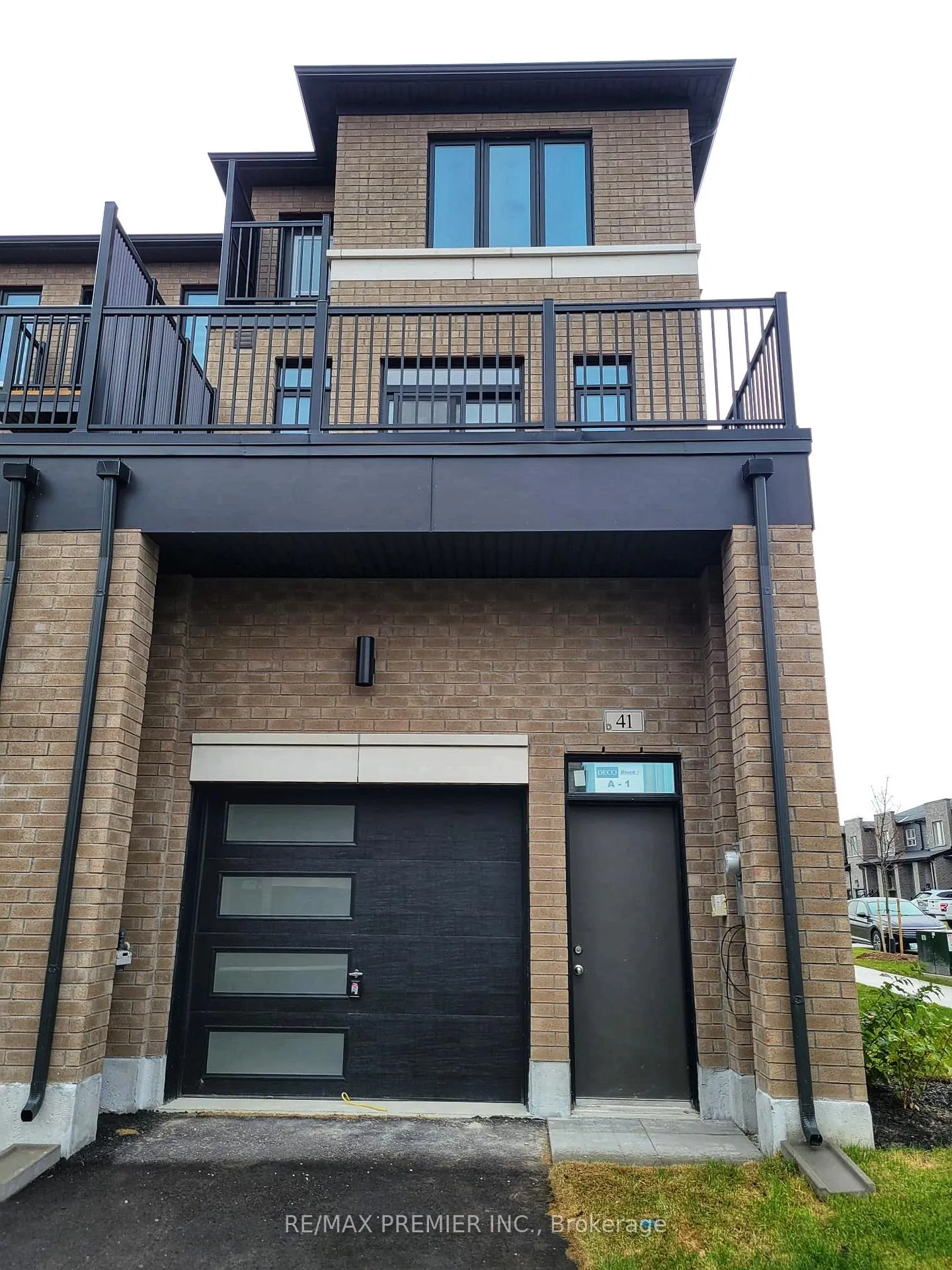 Photo 8 of 41 Cherry Hill Lane, Barrie, Painswick South — HOMEH