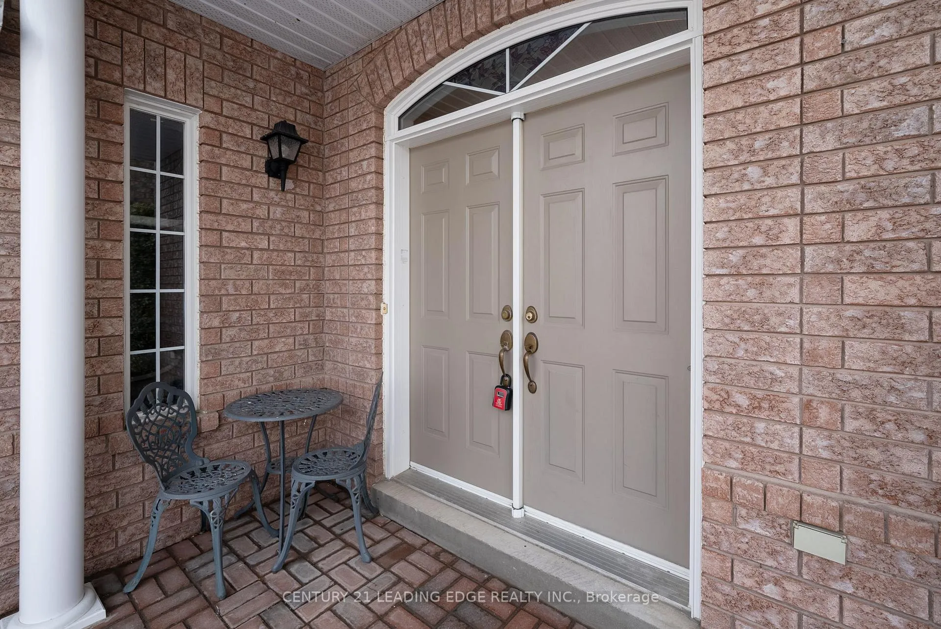 Photo 3 of 8 Root Crescent, Ajax, Northwest Ajax — HOMEH