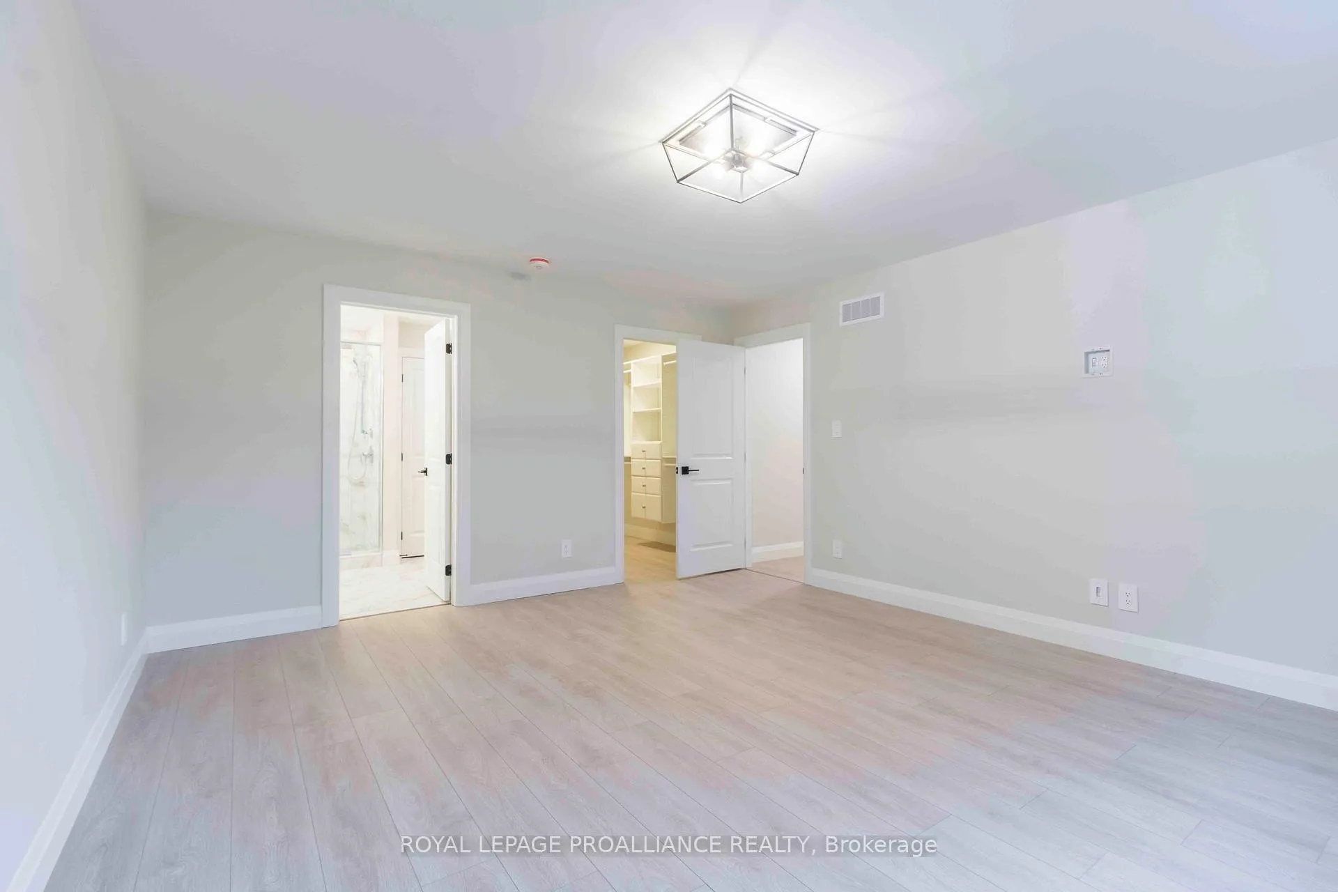 Photo 18 of 2 Mackenzie John Crescent, Brighton — HOMEH