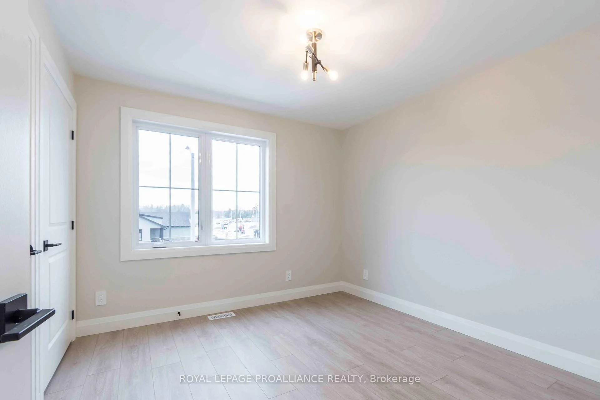 Photo 21 of 2 Mackenzie John Crescent, Brighton — HOMEH