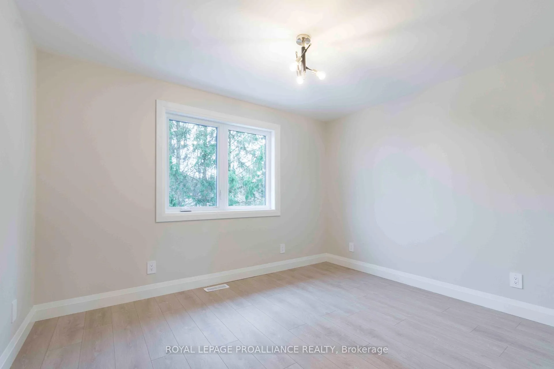 Photo 23 of 2 Mackenzie John Crescent, Brighton — HOMEH
