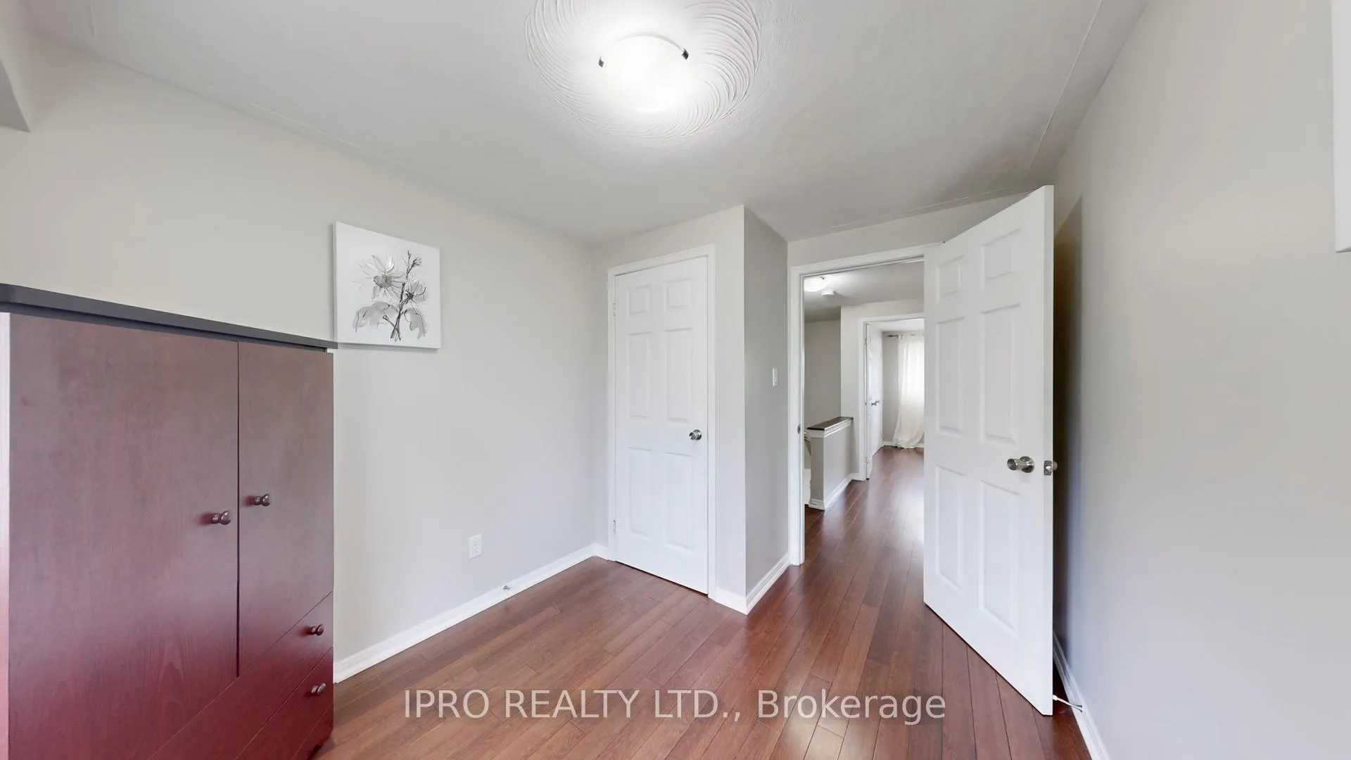 Photo 17 of 88 Christie Crescent, Barrie, Letitia Heights — HOMEH