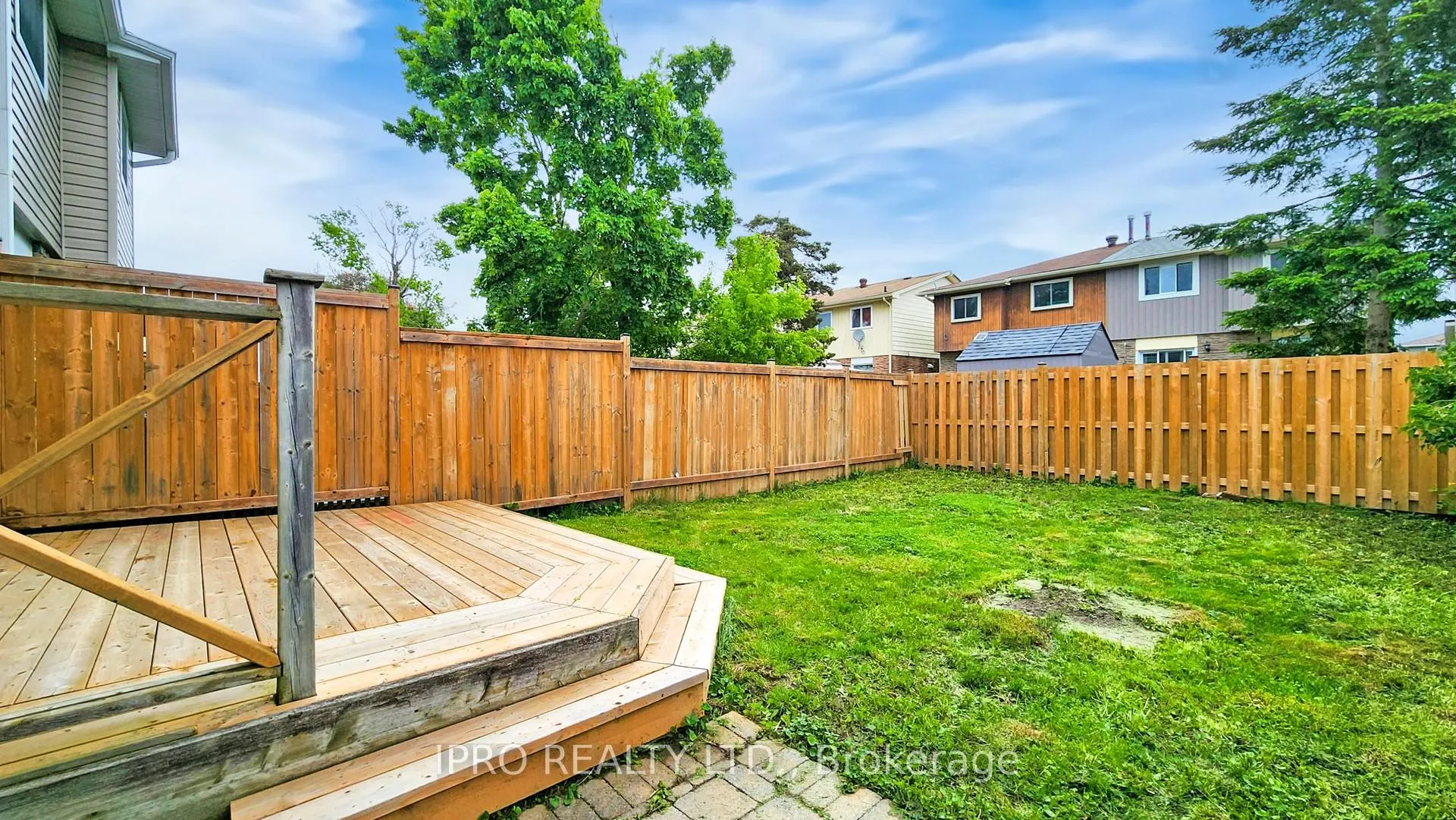 Photo 26 of 88 Christie Crescent, Barrie, Letitia Heights — HOMEH