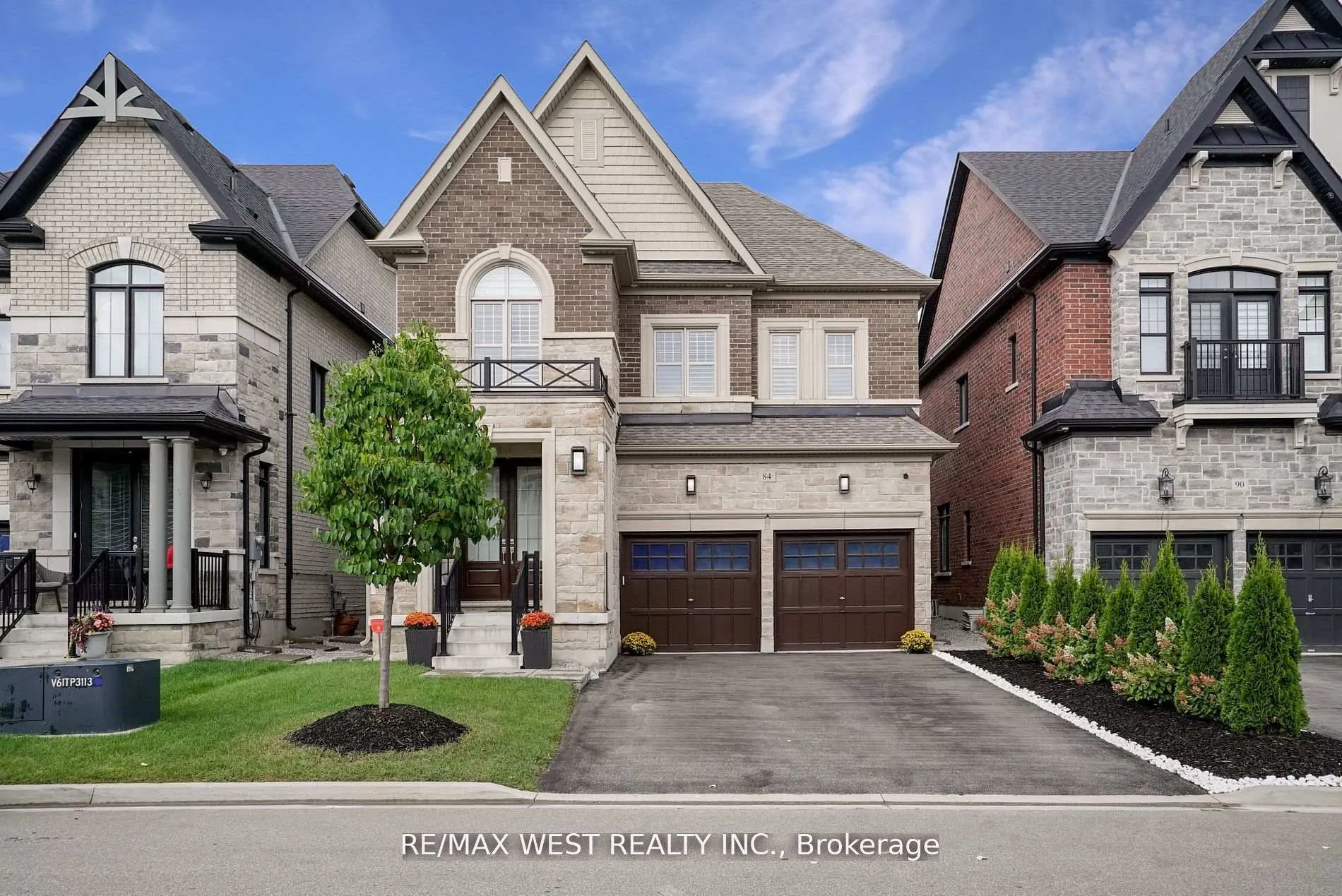 Photo 1 of 84 Zenith Avenue, Vaughan, Kleinburg — HOMEH