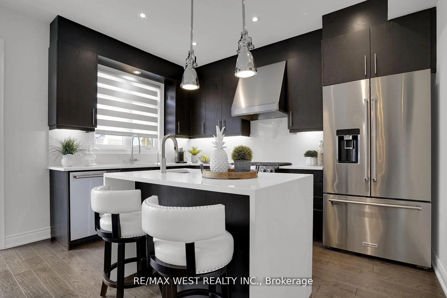 Photo 11 of 84 Zenith Avenue, Vaughan, Kleinburg — HOMEH