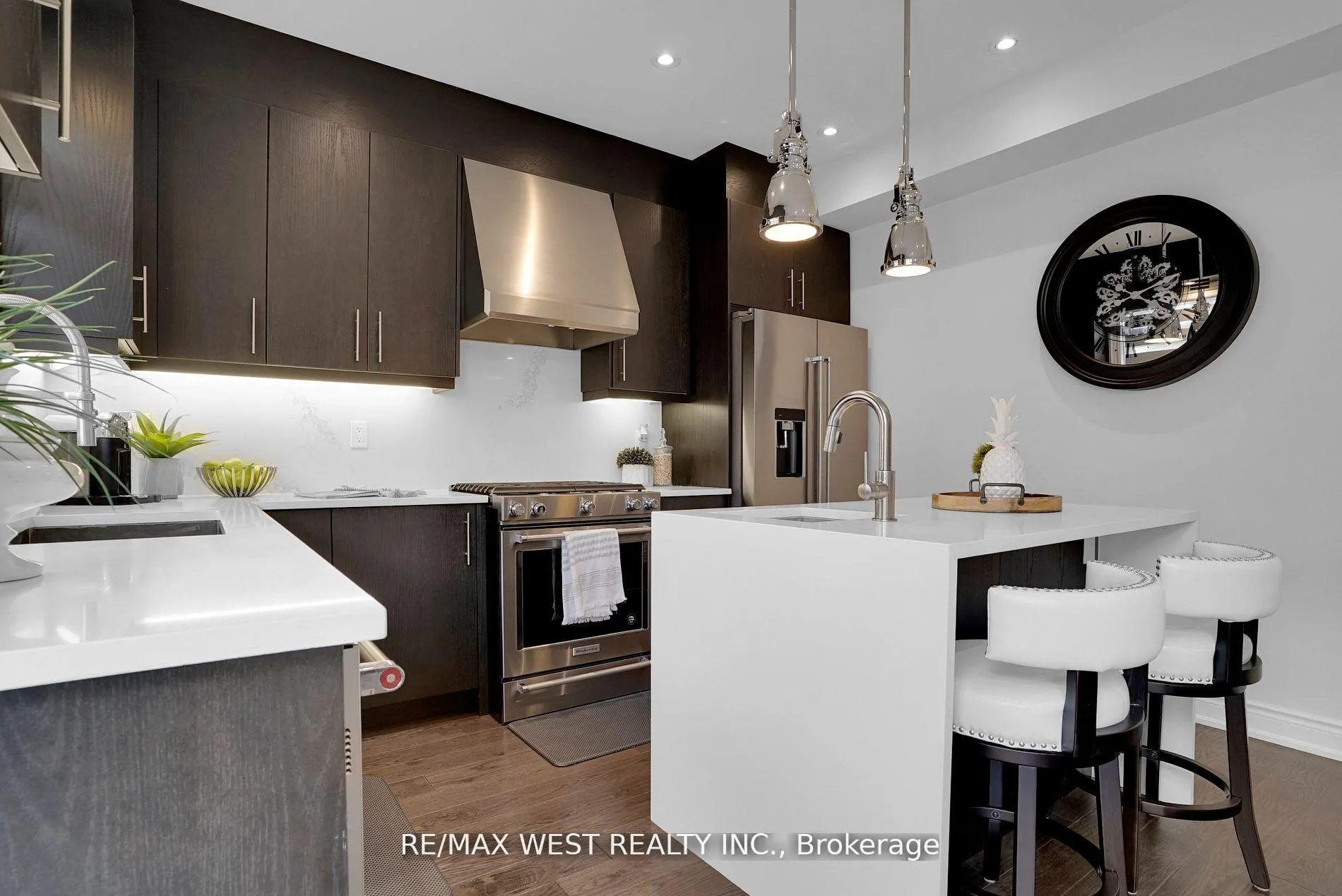 Photo 17 of 84 Zenith Avenue, Vaughan, Kleinburg — HOMEH