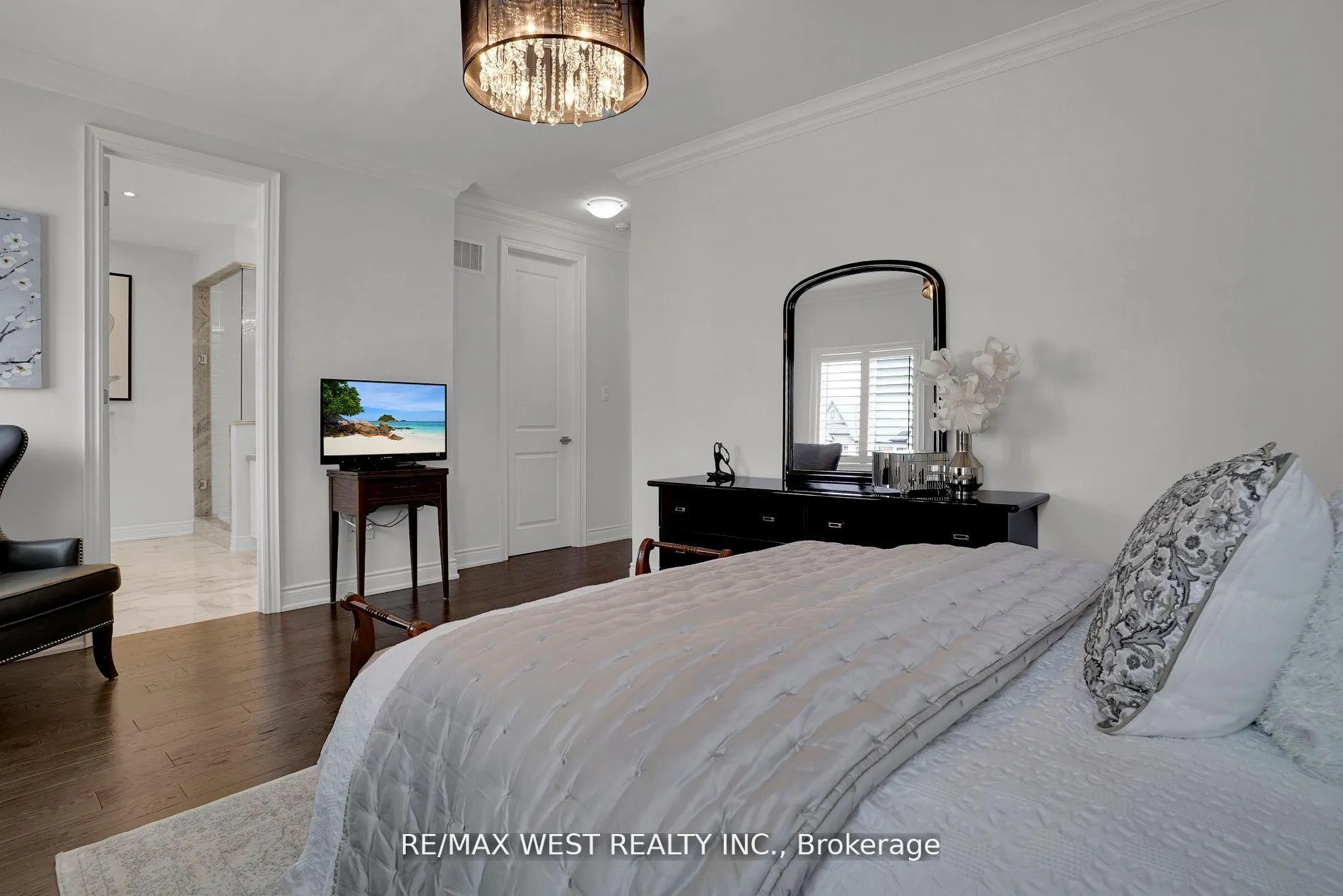 Photo 27 of 84 Zenith Avenue, Vaughan, Kleinburg — HOMEH