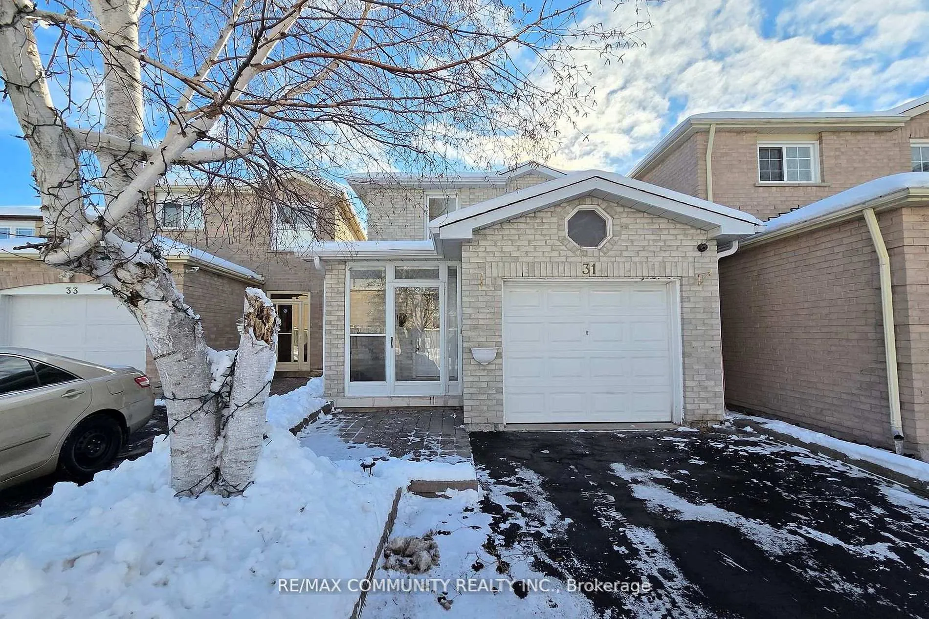 Photo 2 of 31 Stather Crescent, Markham, Milliken Mills East — HOMEH