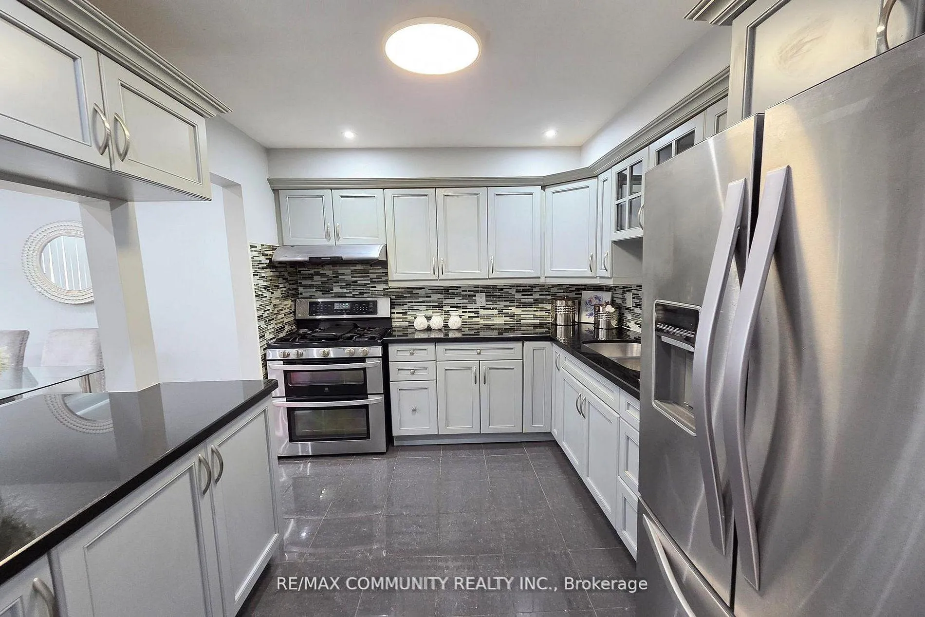 Photo 7 of 31 Stather Crescent, Markham, Milliken Mills East — HOMEH