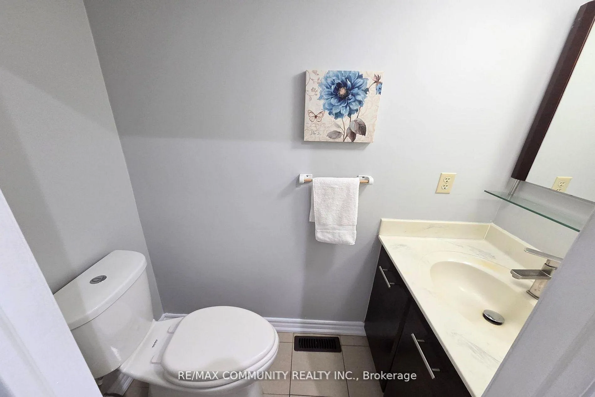 Photo 19 of 31 Stather Crescent, Markham, Milliken Mills East — HOMEH