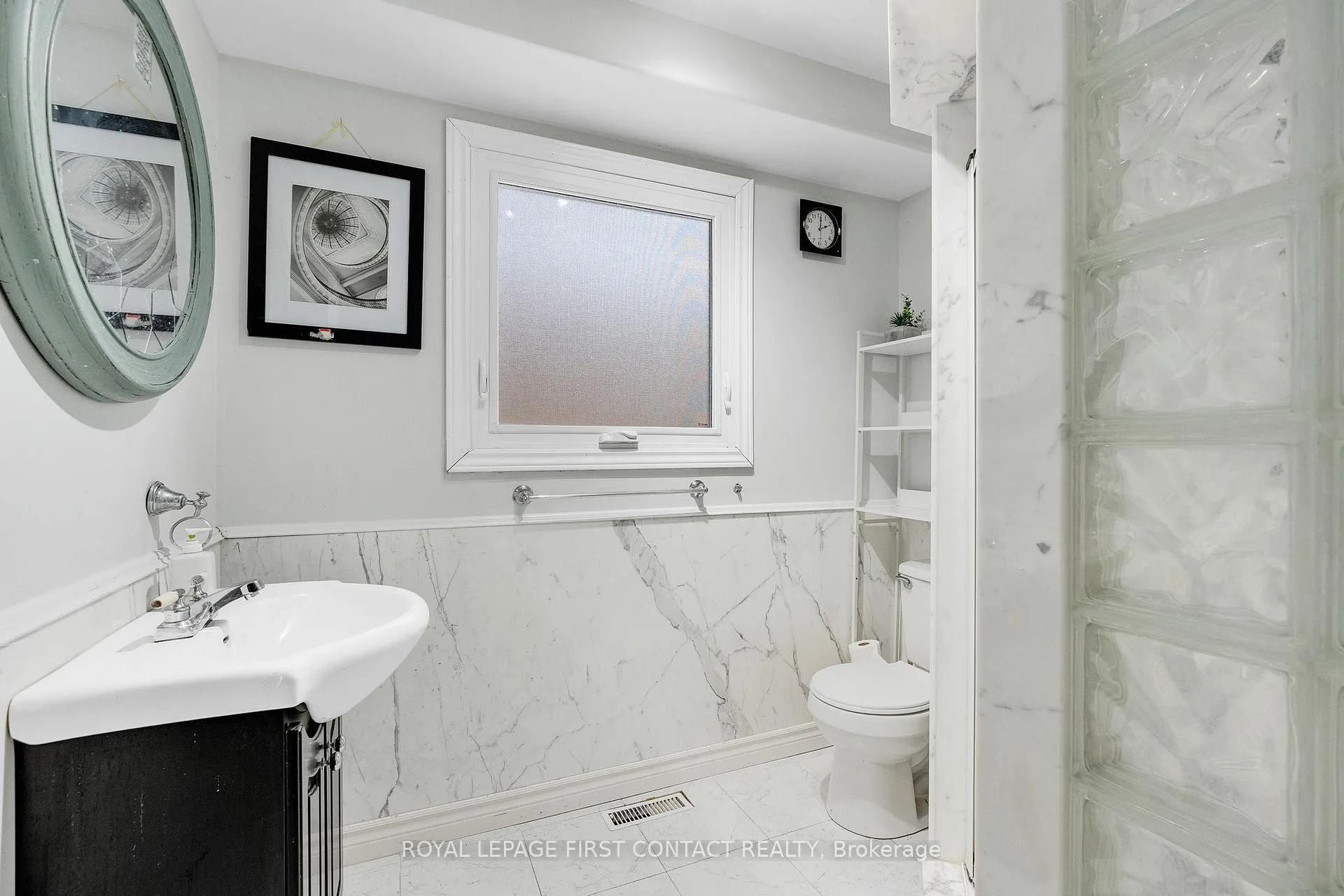 Photo 16 of 55 Rosenfeld Drive, Barrie, Grove East — HOMEH