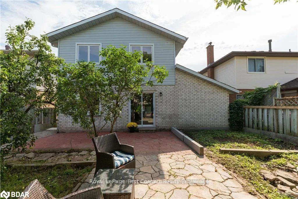 Photo 19 of 55 Rosenfeld Drive, Barrie, Grove East — HOMEH
