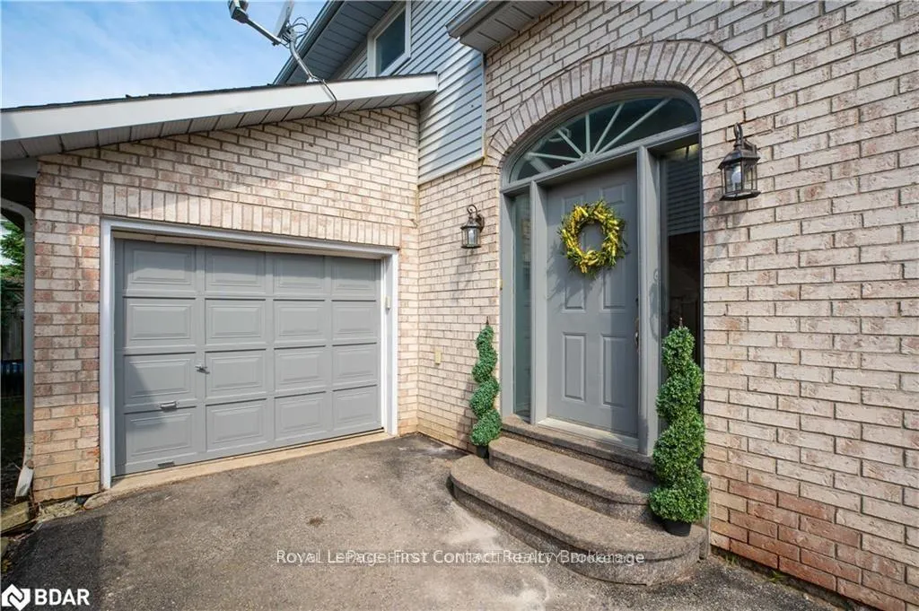 Photo 20 of 55 Rosenfeld Drive, Barrie, Grove East — HOMEH
