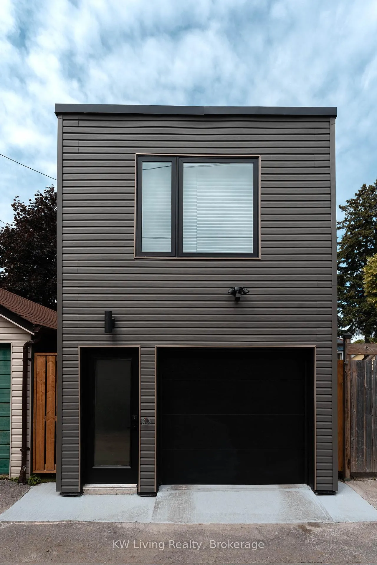 Photo 1 of Unit Laneway, 125 Chisholm Avenue, Toronto, Woodbine-Lumsden — HOMEH