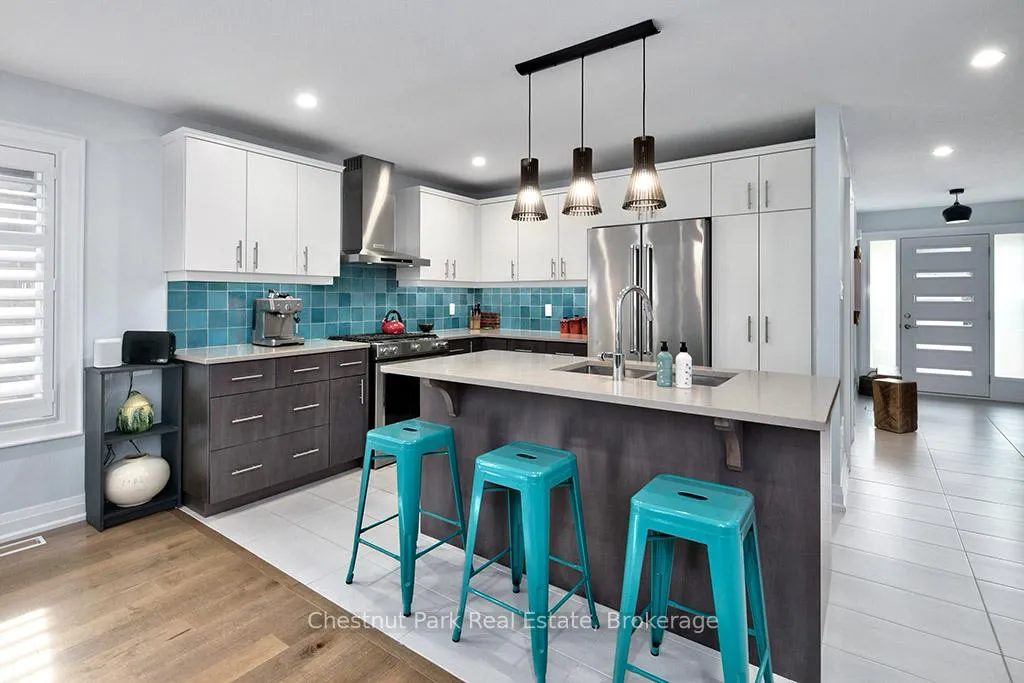 Photo 7 of 72 Hughes Street, Collingwood — HOMEH