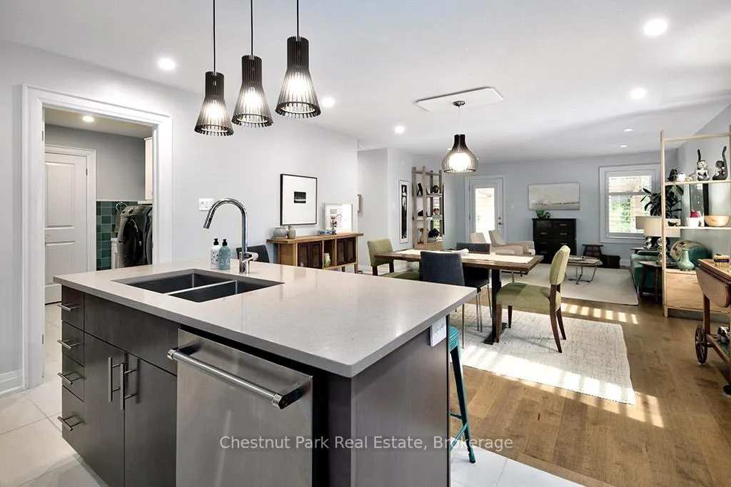 Photo 10 of 72 Hughes Street, Collingwood — HOMEH