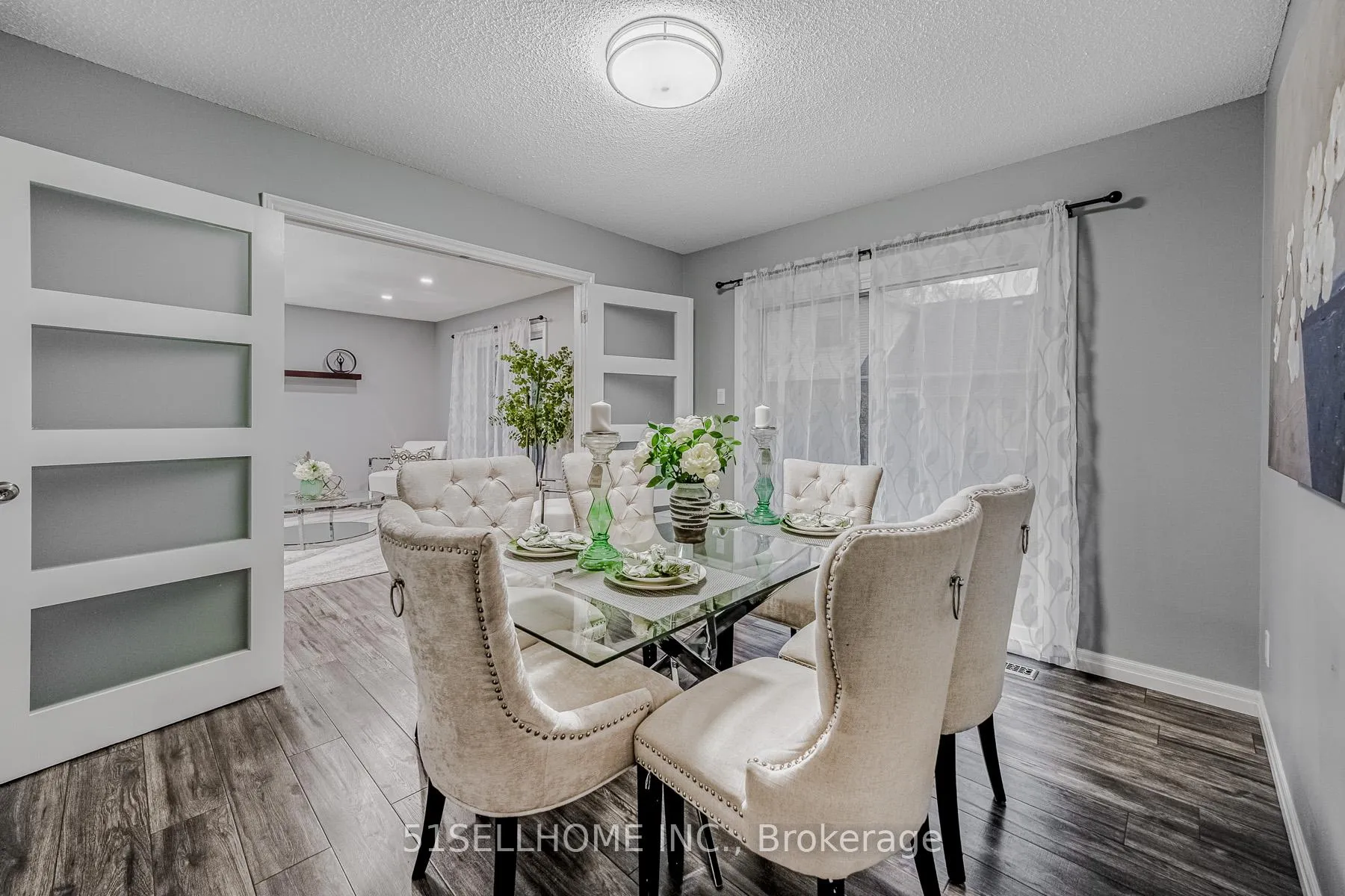 Photo 8 of 297 Beechlawn Drive, Waterloo — HOMEH