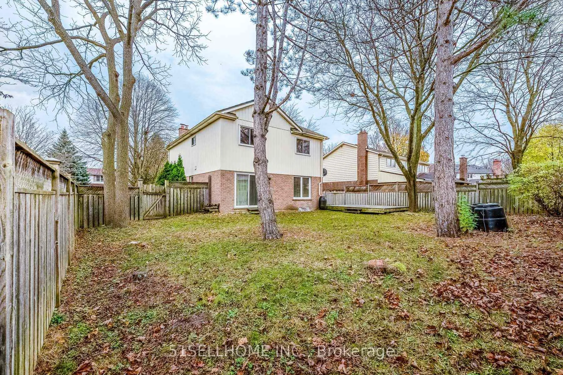 Photo 32 of 297 Beechlawn Drive, Waterloo — HOMEH