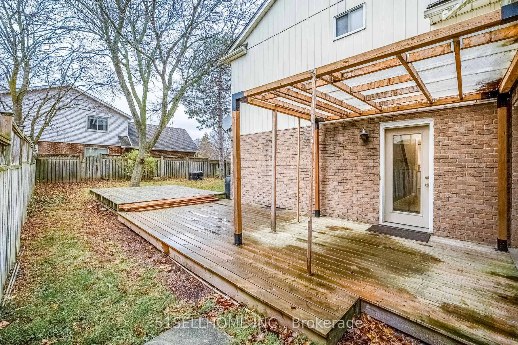 Photo 34 of 297 Beechlawn Drive, Waterloo — HOMEH