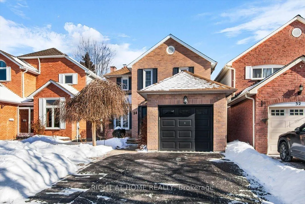 Photo 2 of 34 Bashford Road, Ajax, South West — HOMEH