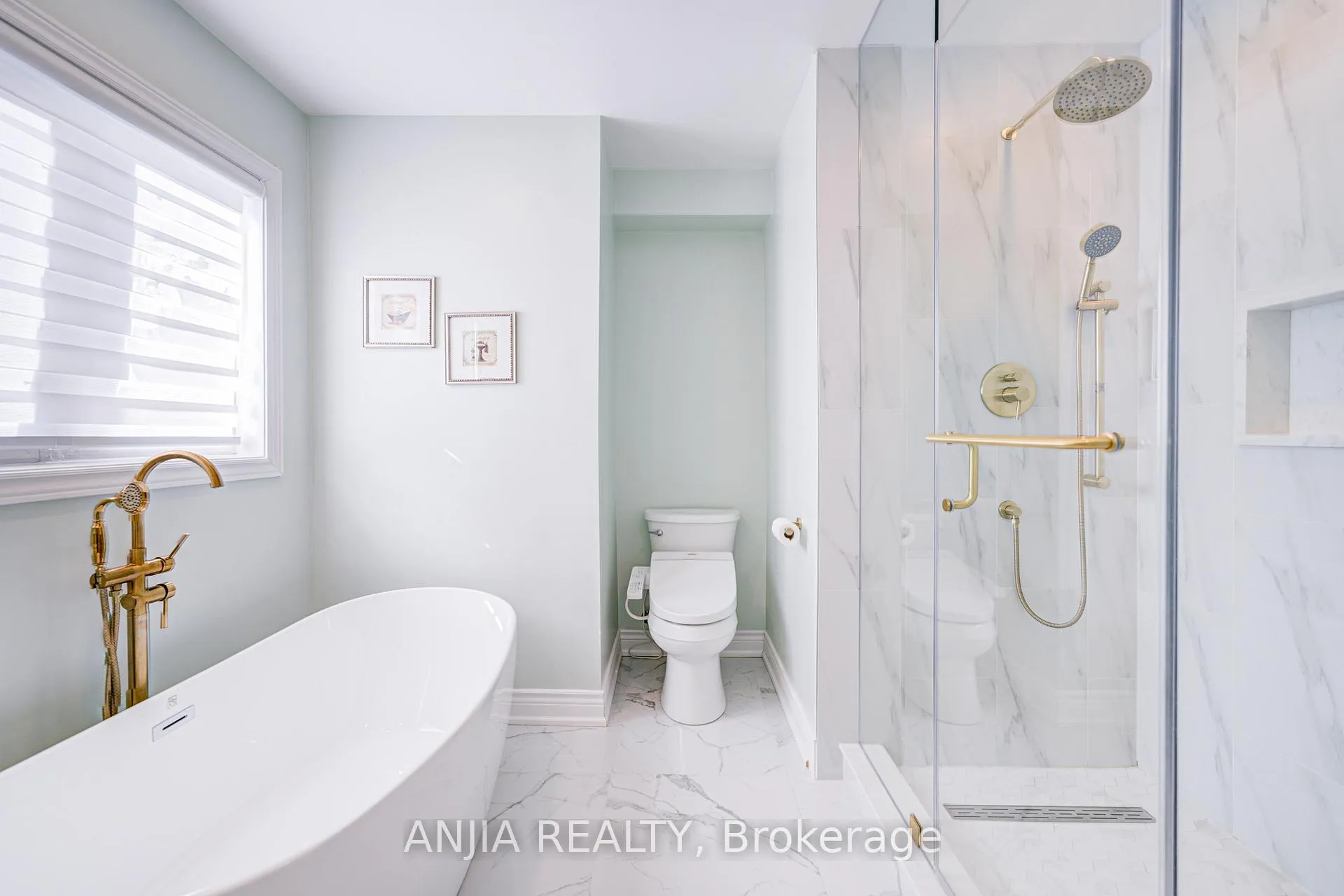 Photo 23 of 23 Arbourview Drive, Vaughan, Patterson — HOMEH