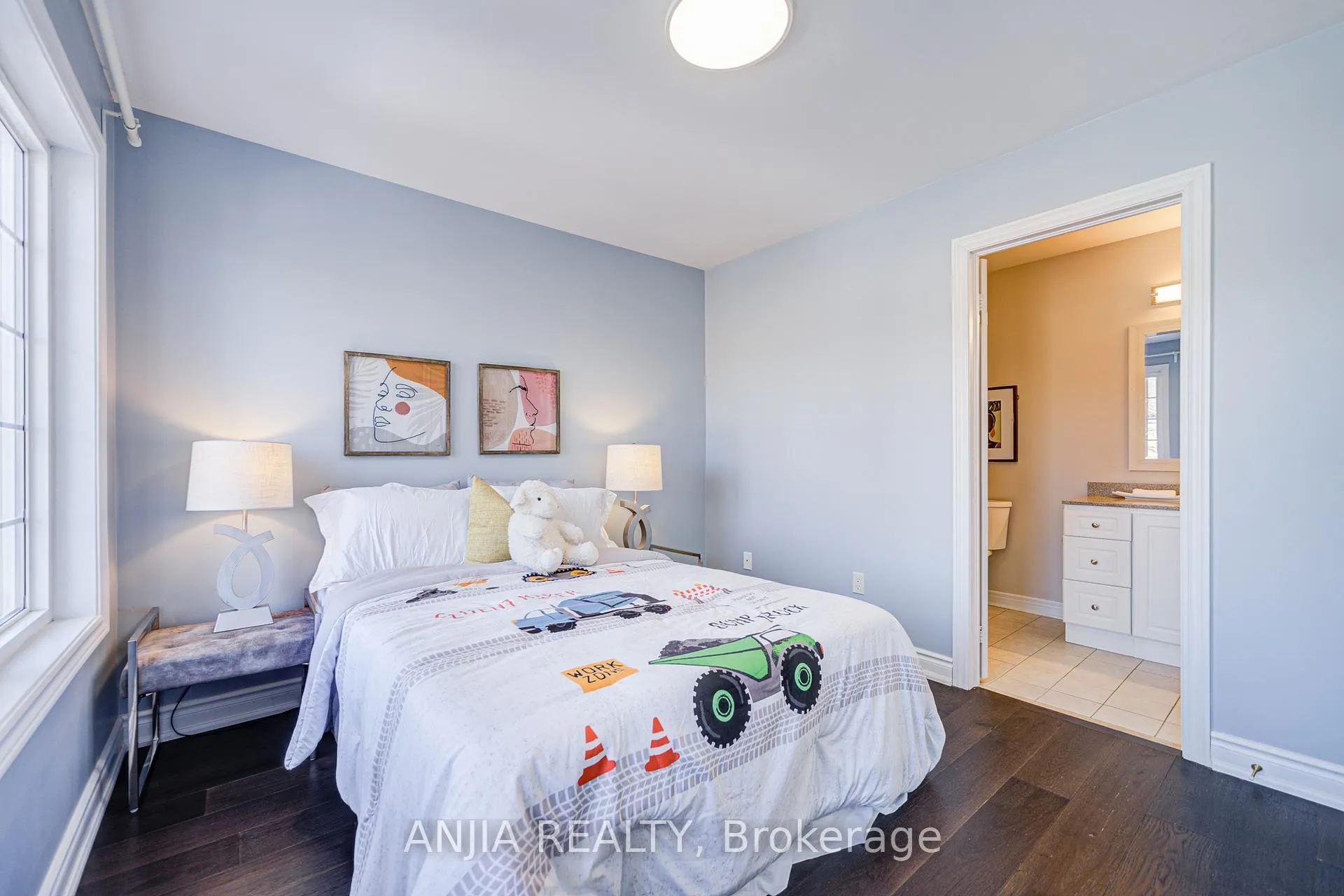 Photo 34 of 23 Arbourview Drive, Vaughan, Patterson — HOMEH