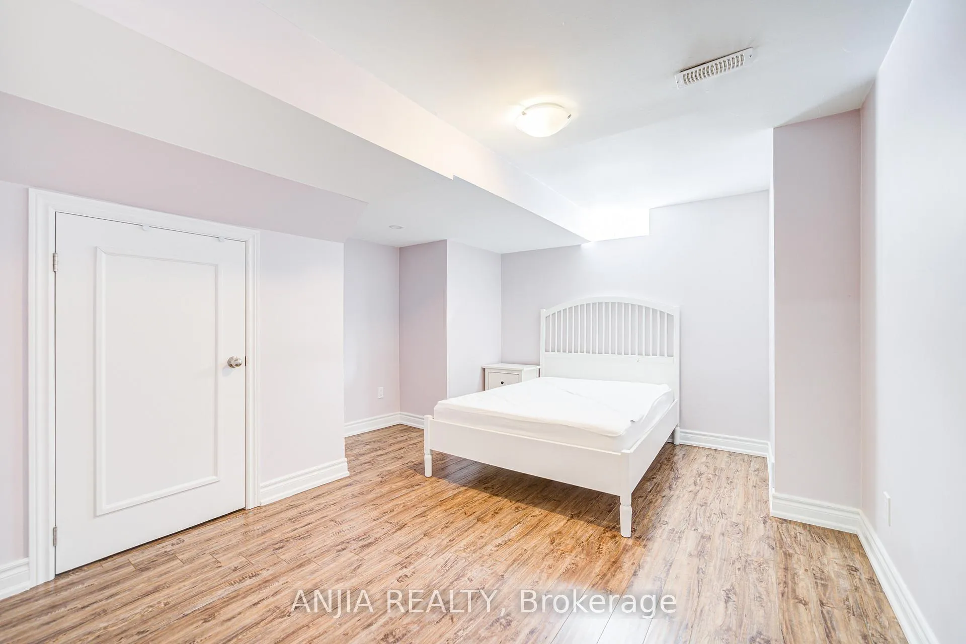 Photo 39 of 23 Arbourview Drive, Vaughan, Patterson — HOMEH