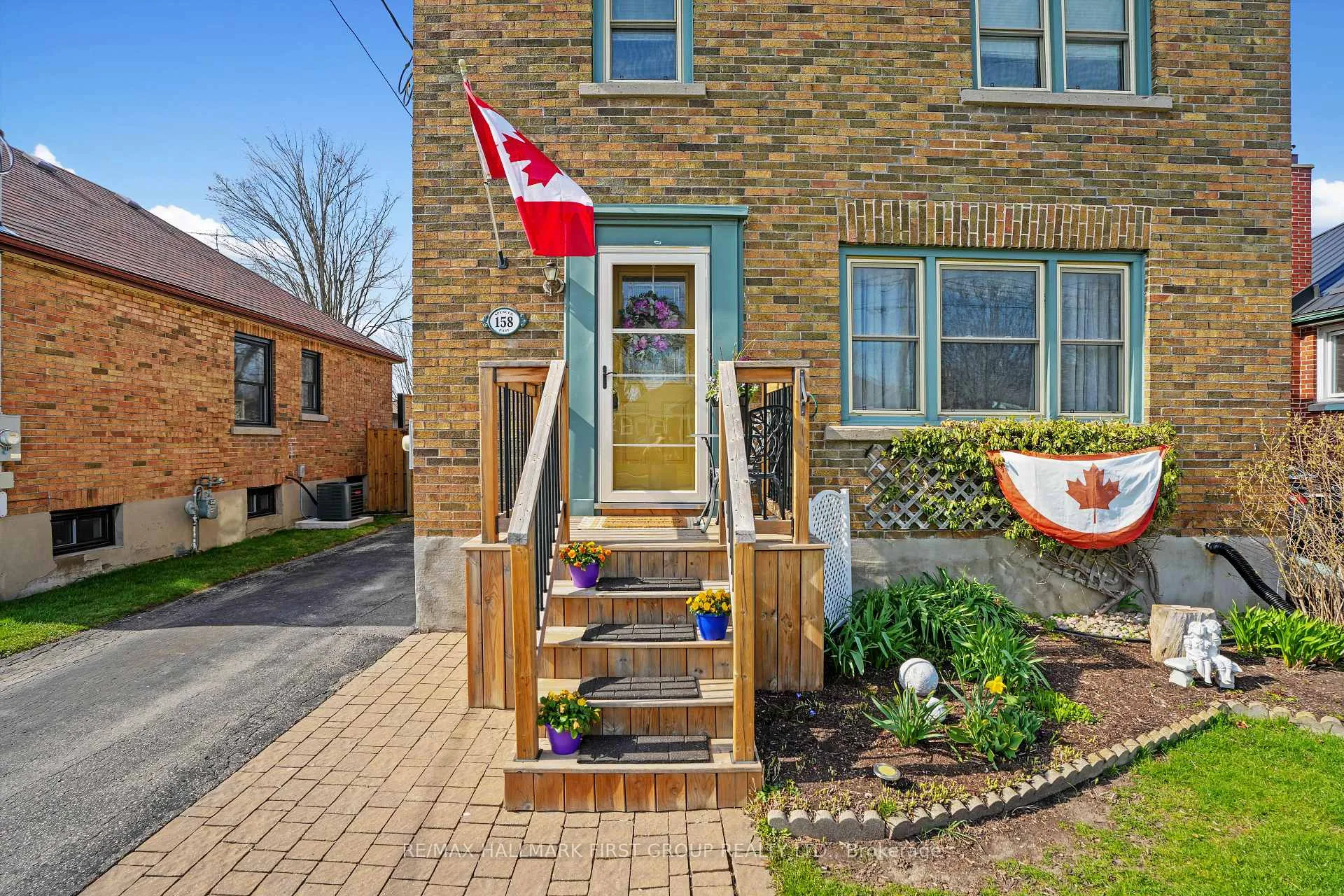 Photo 3 of 158 Spencer Street E, Cobourg — HOMEH