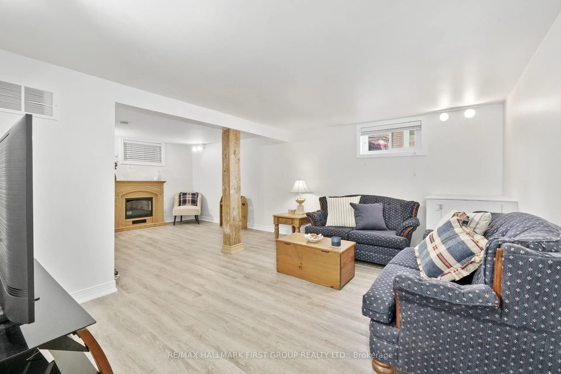 Photo 23 of 158 Spencer Street E, Cobourg — HOMEH