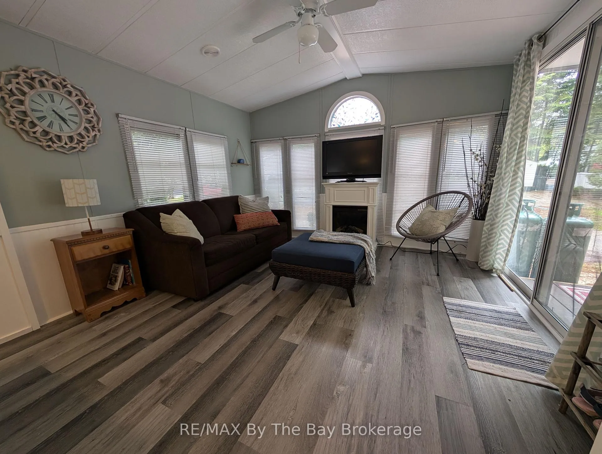 Photo 9 of Unit 210, 85 Theme Park Drive N, Wasaga Beach — HOMEH