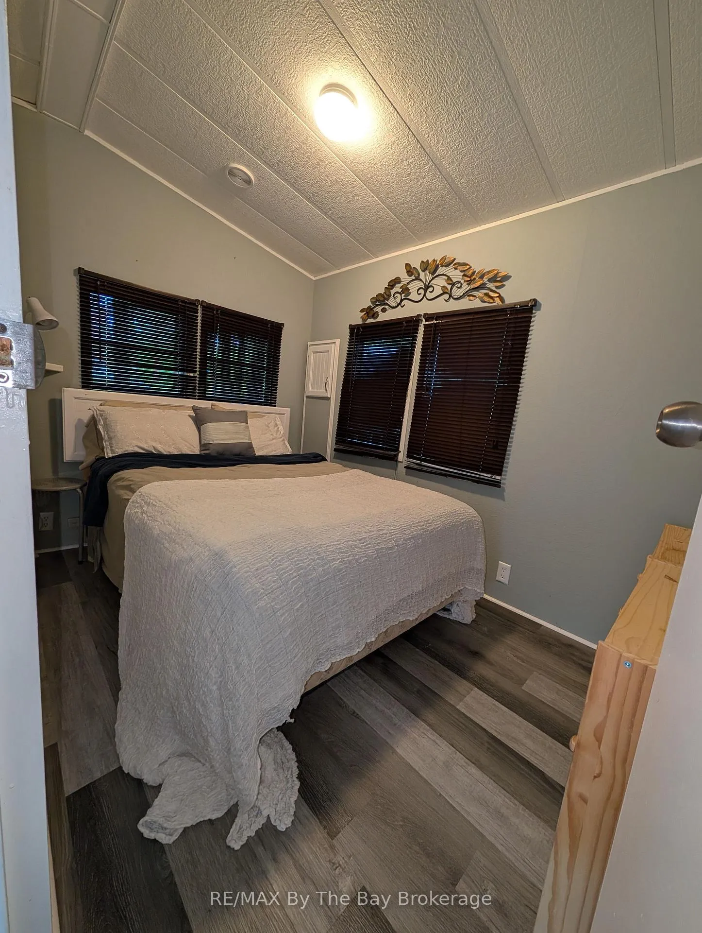 Photo 12 of Unit 210, 85 Theme Park Drive N, Wasaga Beach — HOMEH