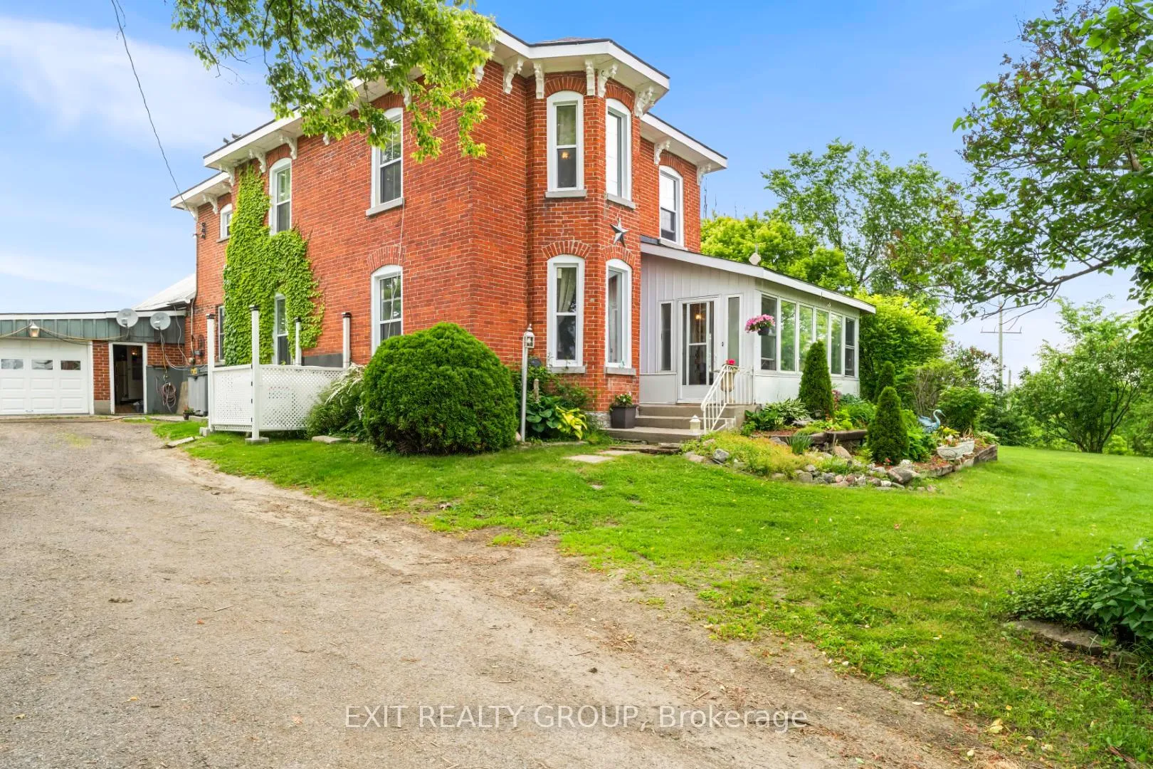 Photo 3 of 1321 Zion Road, Belleville, Belleville Ward — HOMEH
