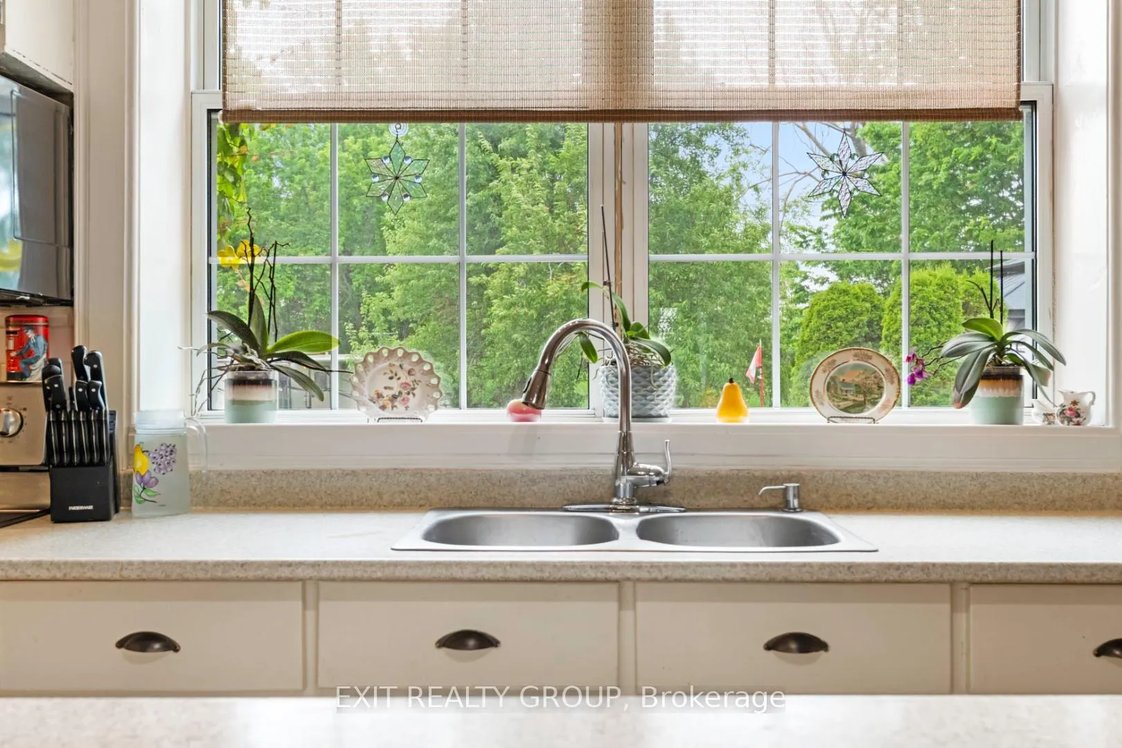 Photo 5 of 1321 Zion Road, Belleville, Belleville Ward — HOMEH