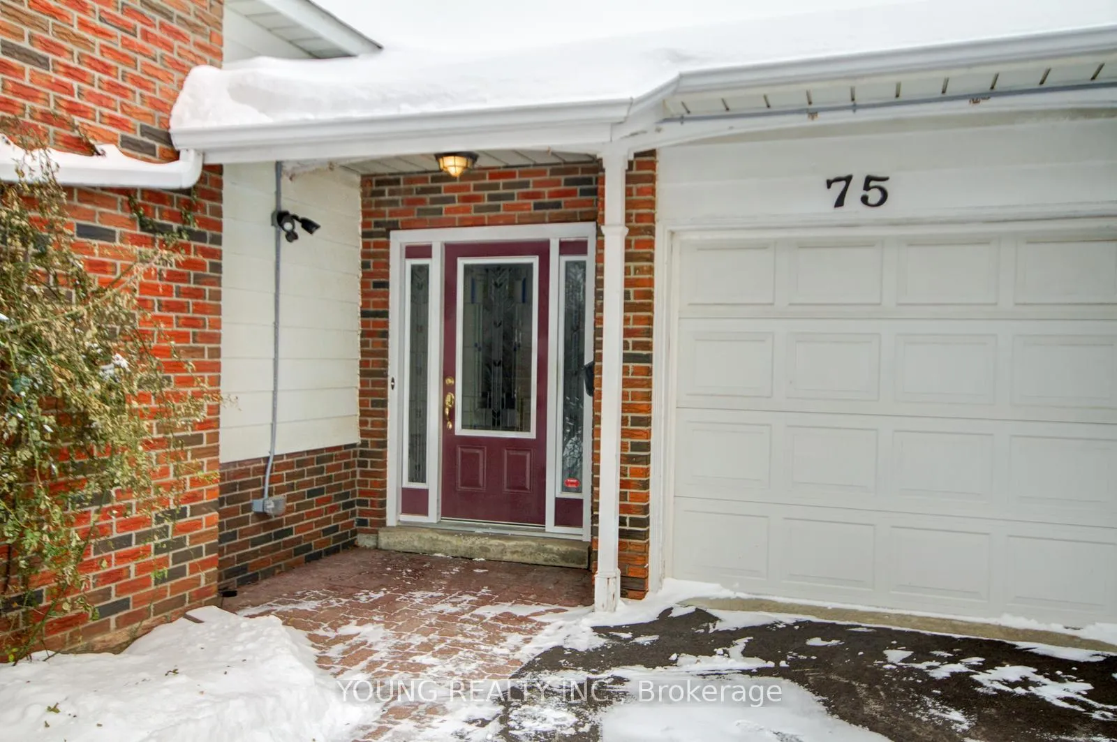 Photo 3 of 75 Southdale Drive, Markham, Bullock — HOMEH