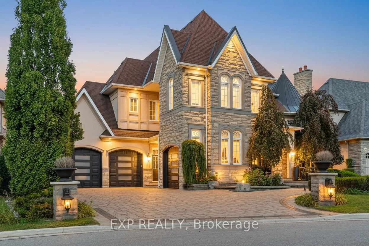 Photo 1 of 22 Longthorpe Court, Aurora, Bayview Southeast — HOMEH