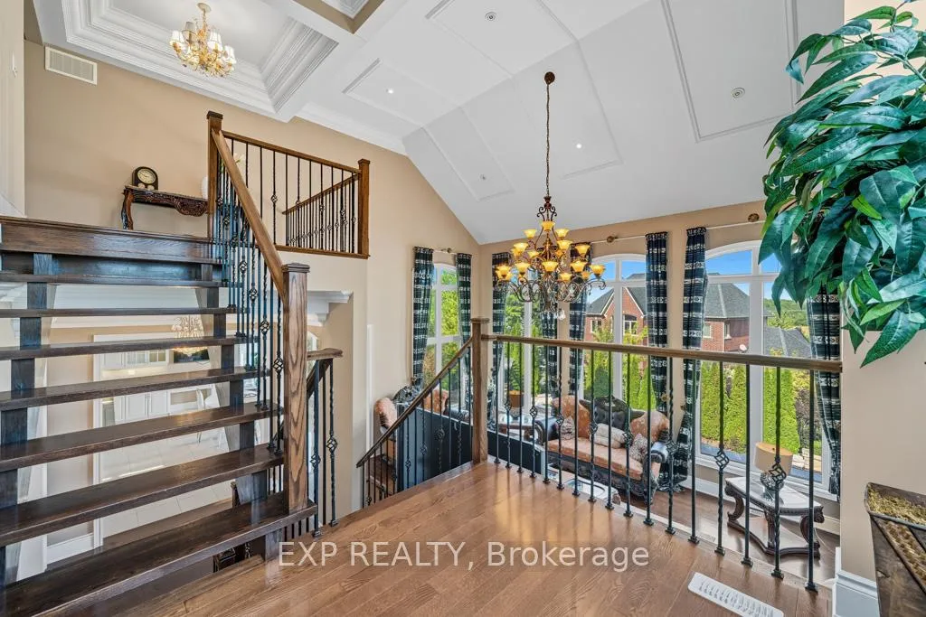 Photo 21 of 22 Longthorpe Court, Aurora, Bayview Southeast — HOMEH