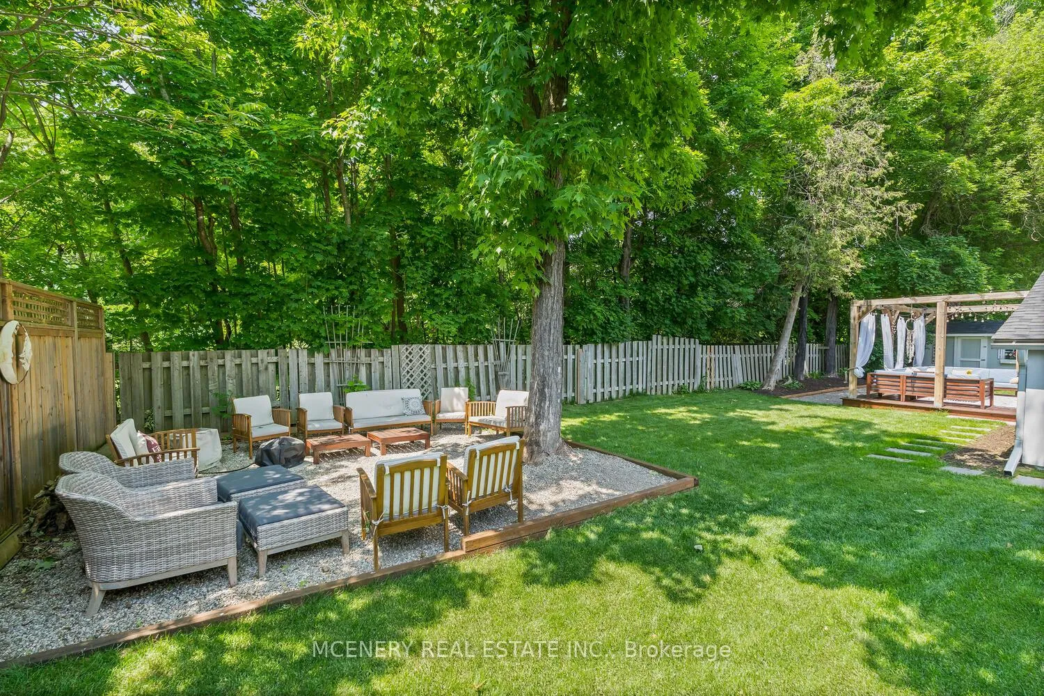 Photo 31 of 3 Sunnyside Drive, Erin, Hillsburgh — HOMEH