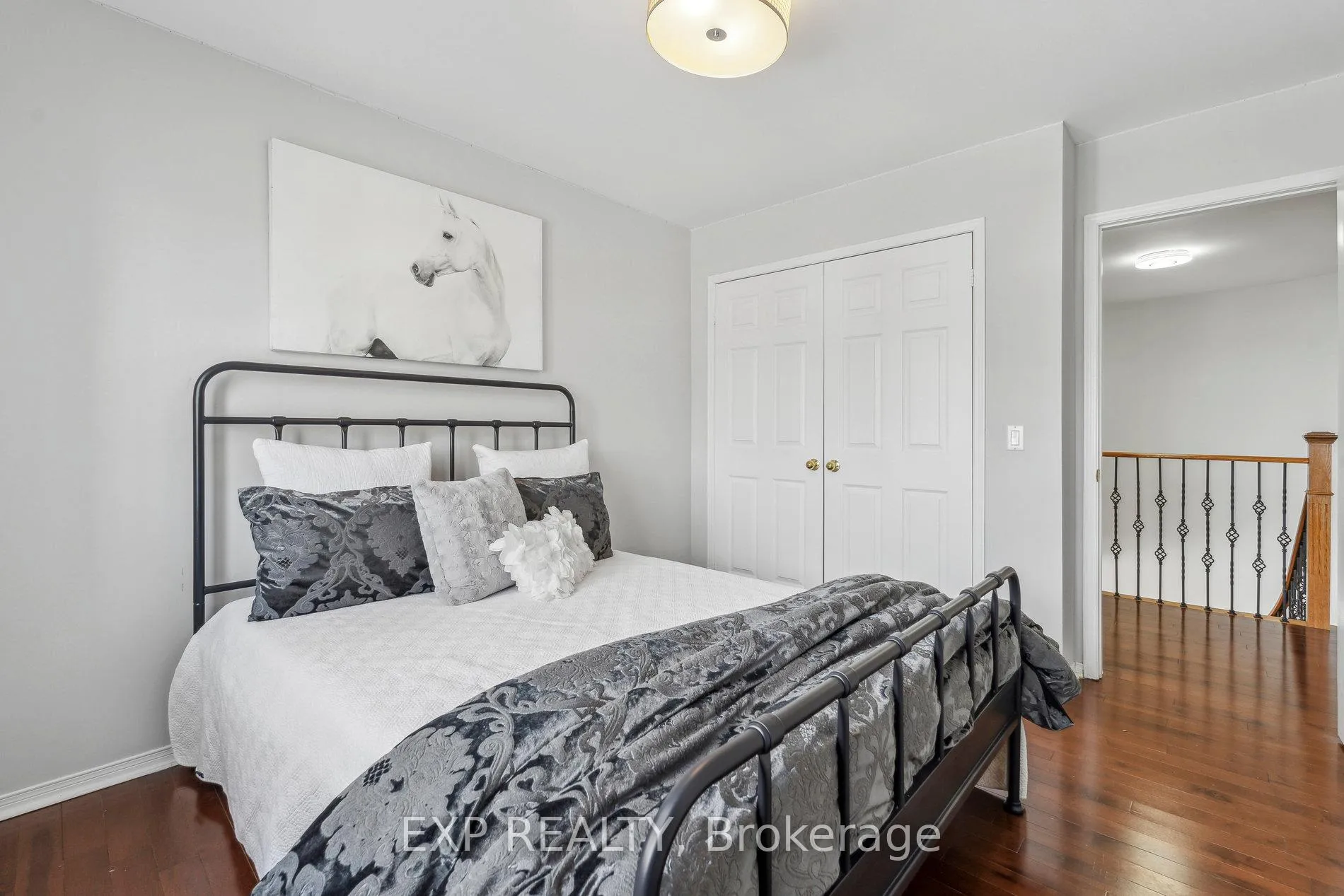 Photo 28 of 122 Bilbrough Street, Aurora, Bayview Northeast — HOMEH
