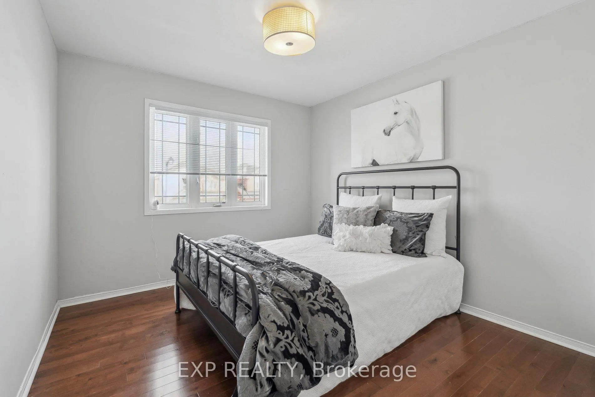 Photo 29 of 122 Bilbrough Street, Aurora, Bayview Northeast — HOMEH