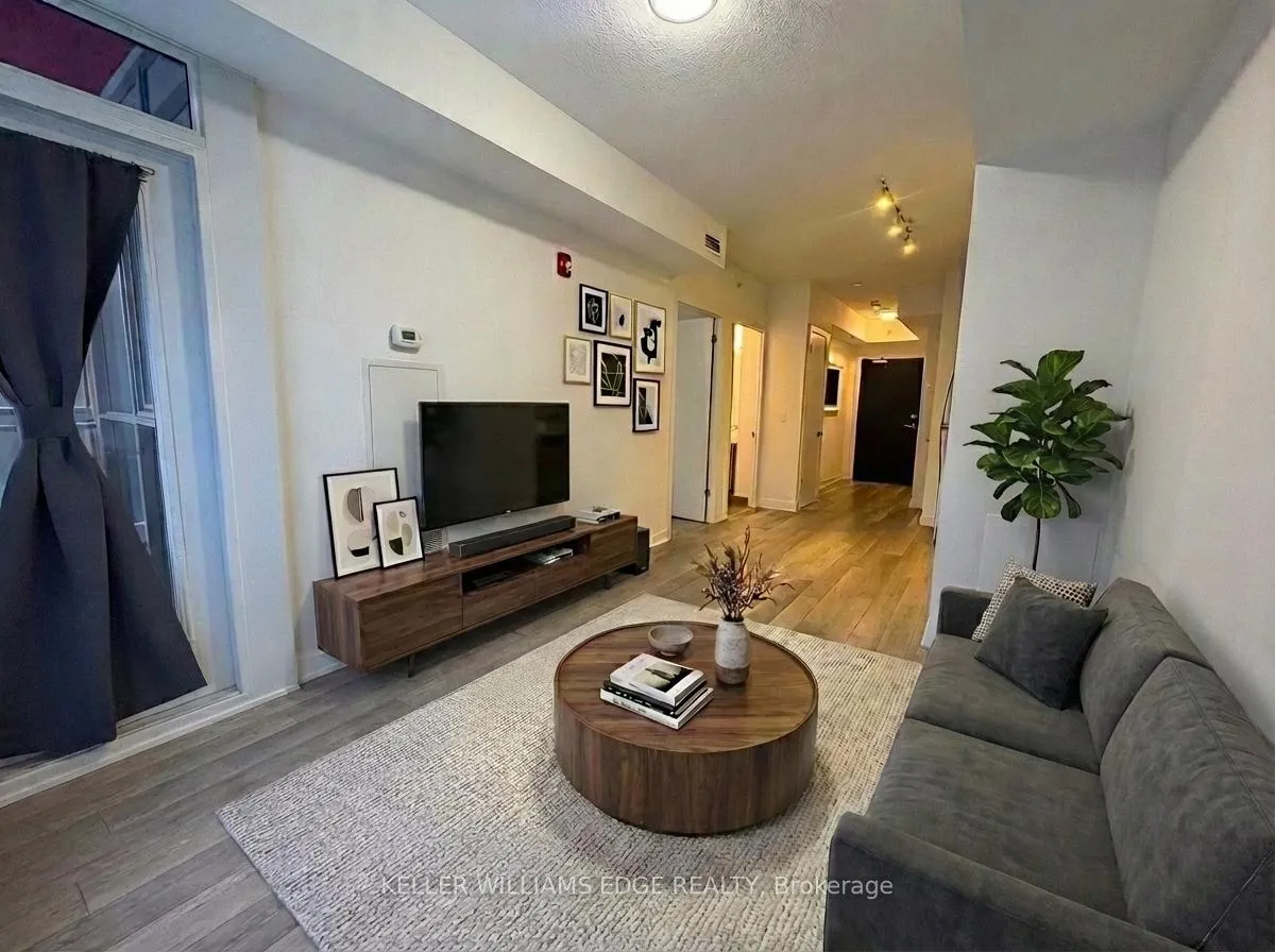 Photo 4 of Unit 420, 5260 Dundas Street, Burlington, Orchard — HOMEH