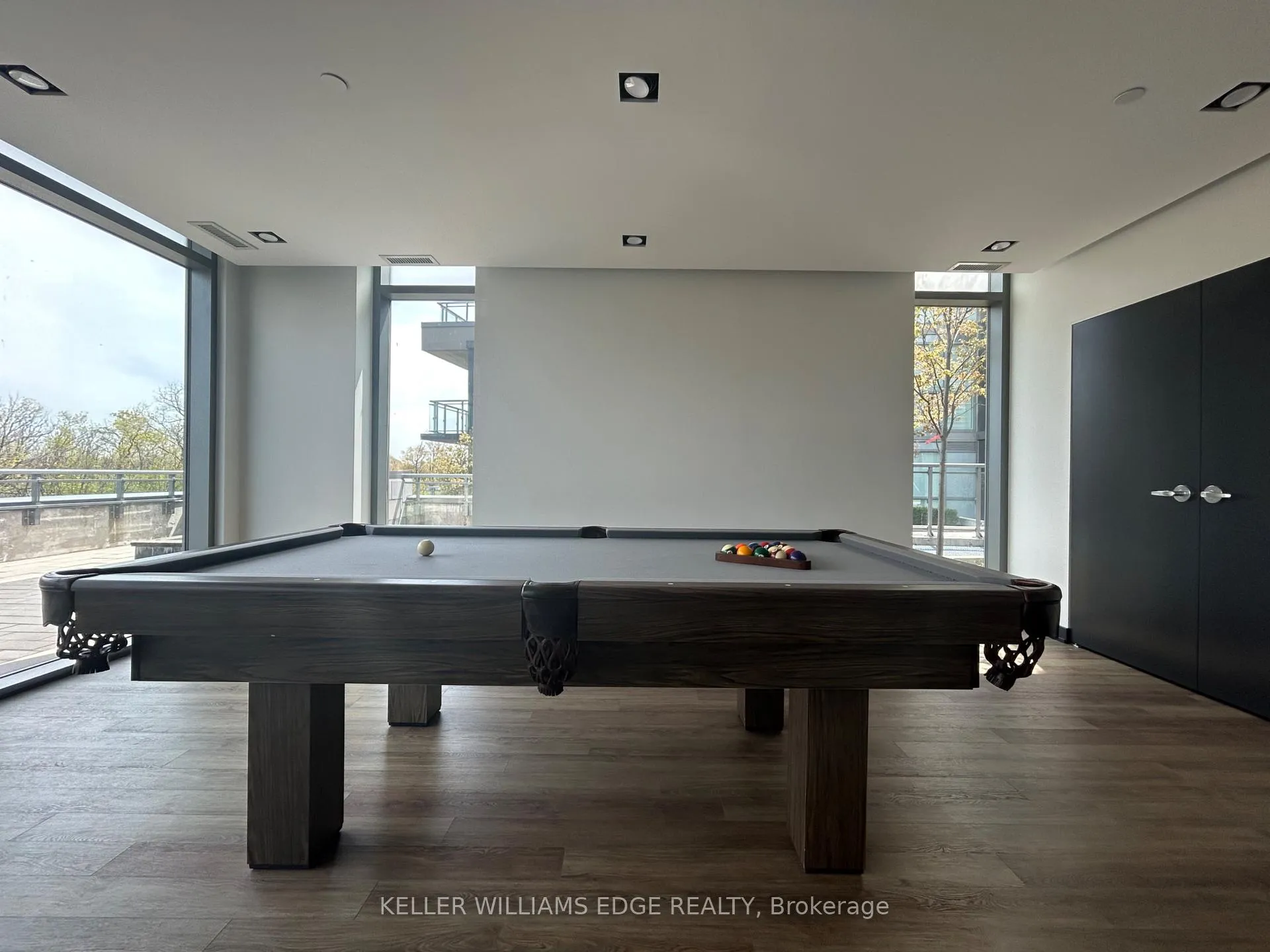 Photo 14 of Unit 420, 5260 Dundas Street, Burlington, Orchard — HOMEH
