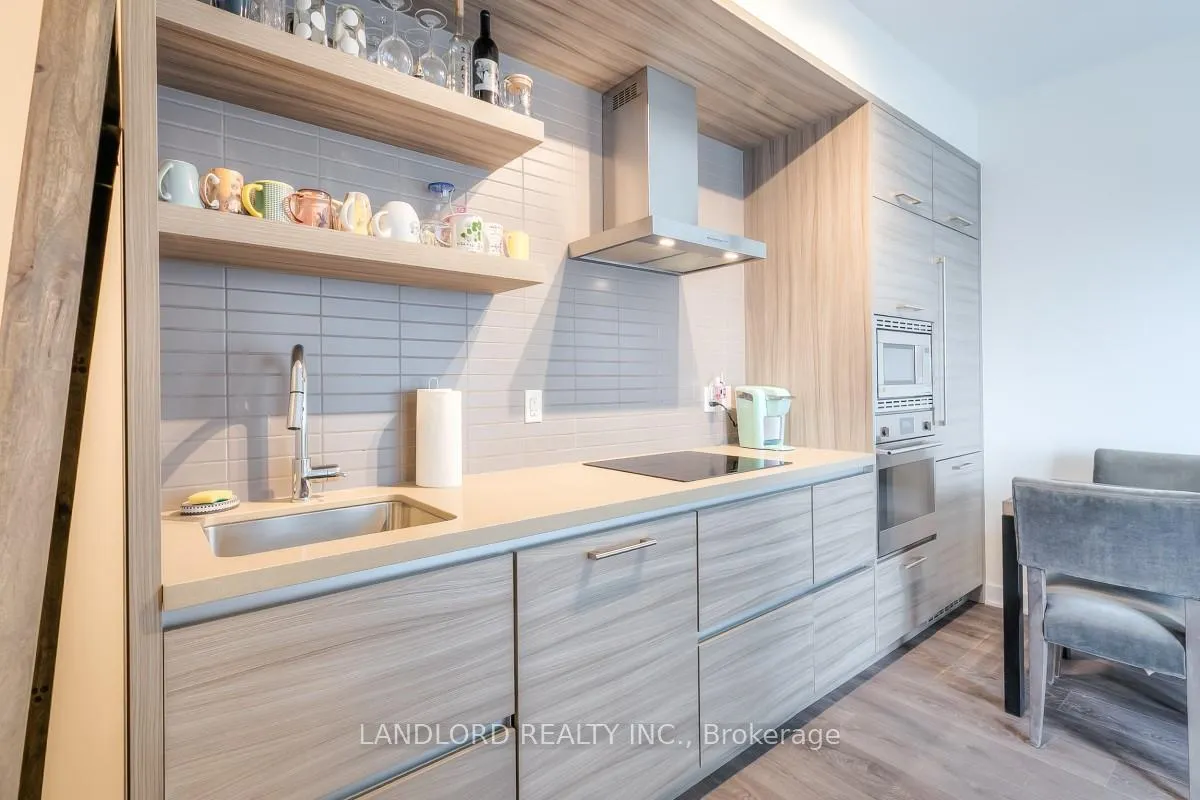 Photo 11 of Unit 1607, 2221 Yonge Street, Toronto, Mount Pleasant West — HOMEH