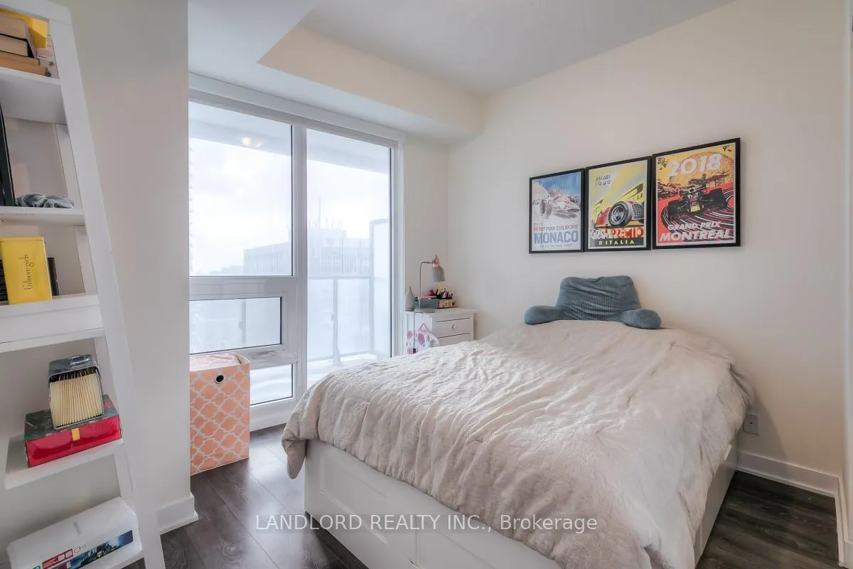 Photo 13 of Unit 1607, 2221 Yonge Street, Toronto, Mount Pleasant West — HOMEH