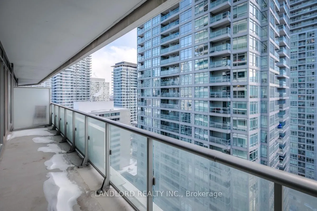 Photo 16 of Unit 1607, 2221 Yonge Street, Toronto, Mount Pleasant West — HOMEH