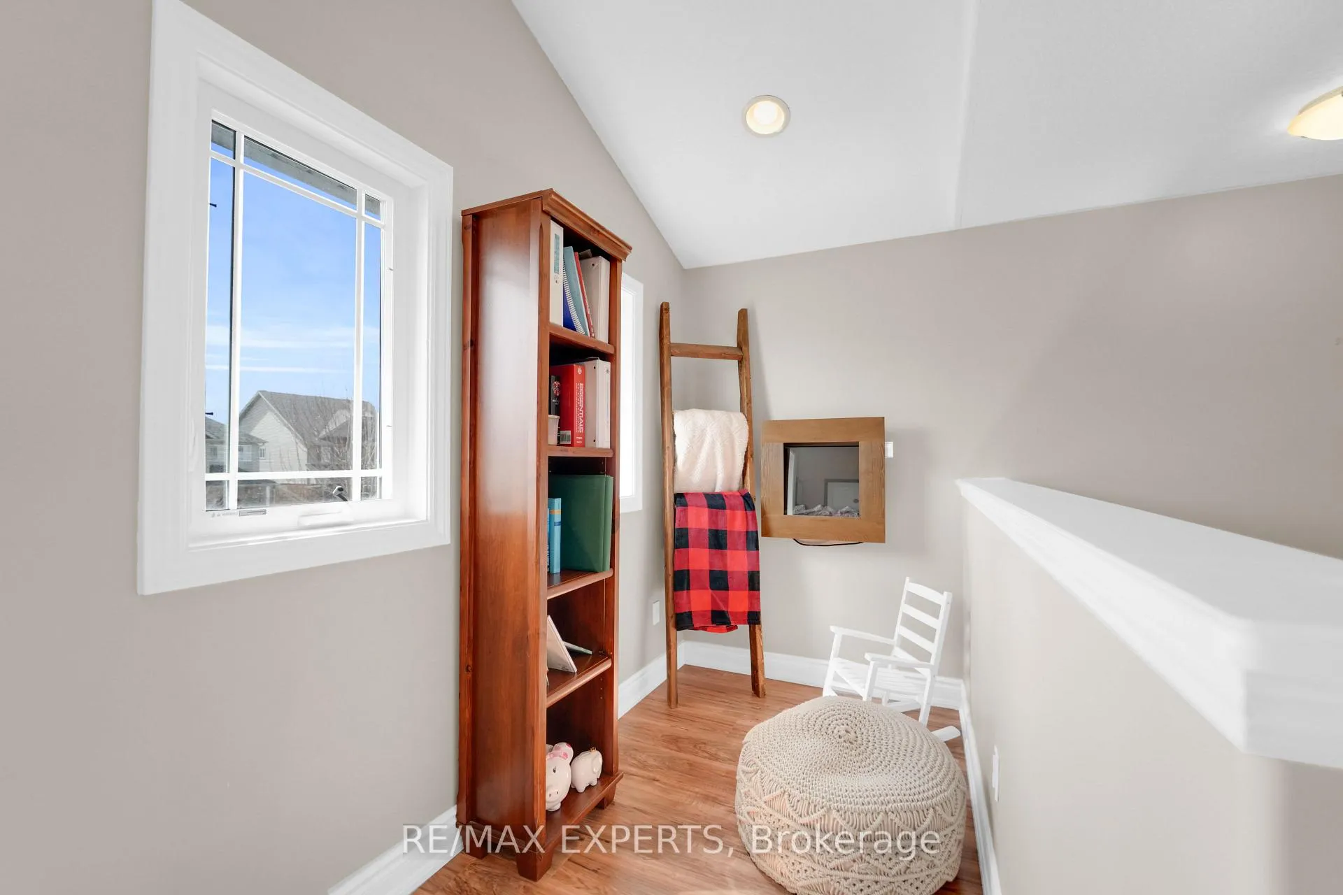 Photo 17 of 80 Shephard Avenue, New Tecumseth, Alliston — HOMEH