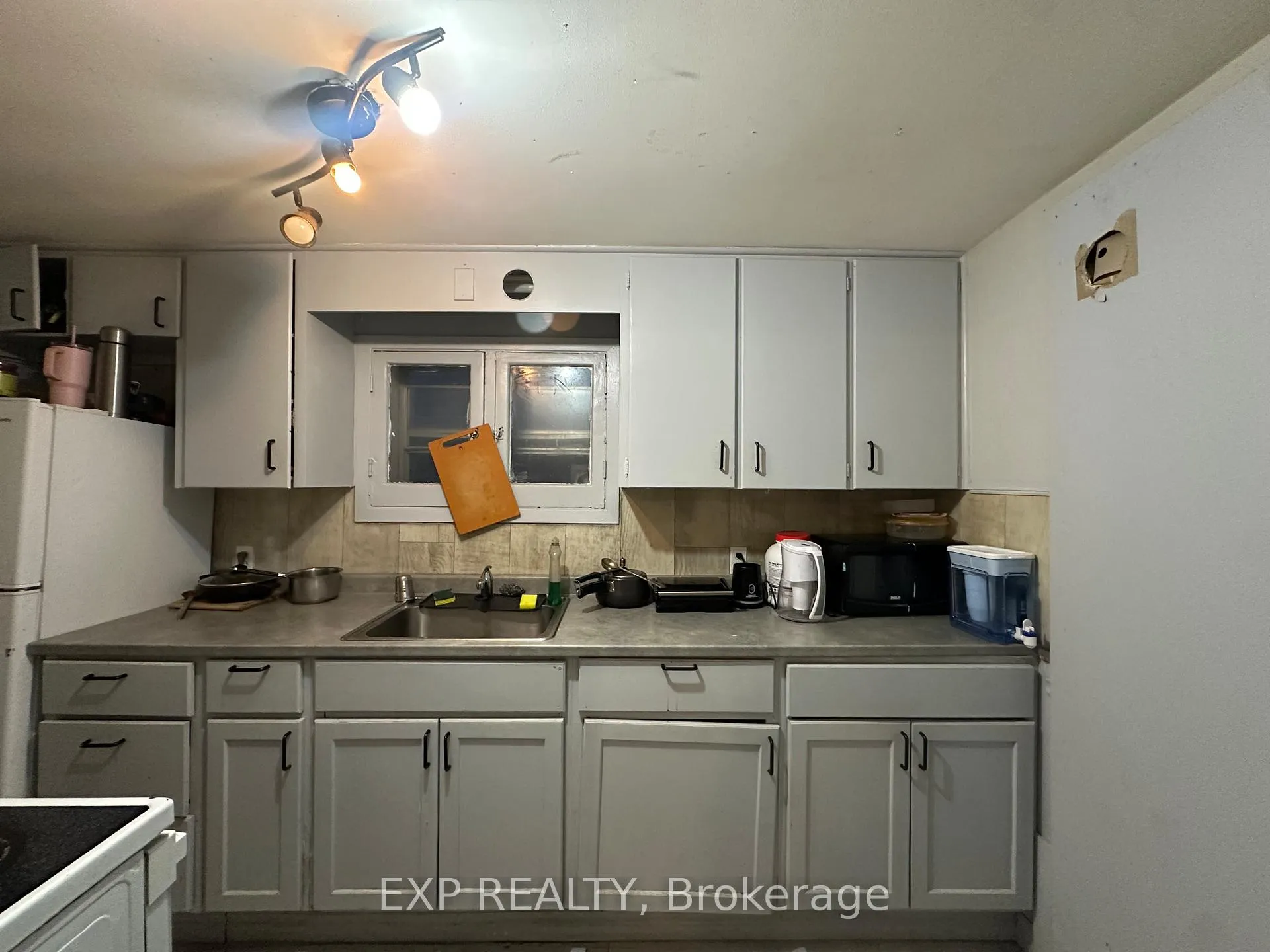 Photo 10 of 234 Coleman Street, Belleville, Belleville Ward — HOMEH