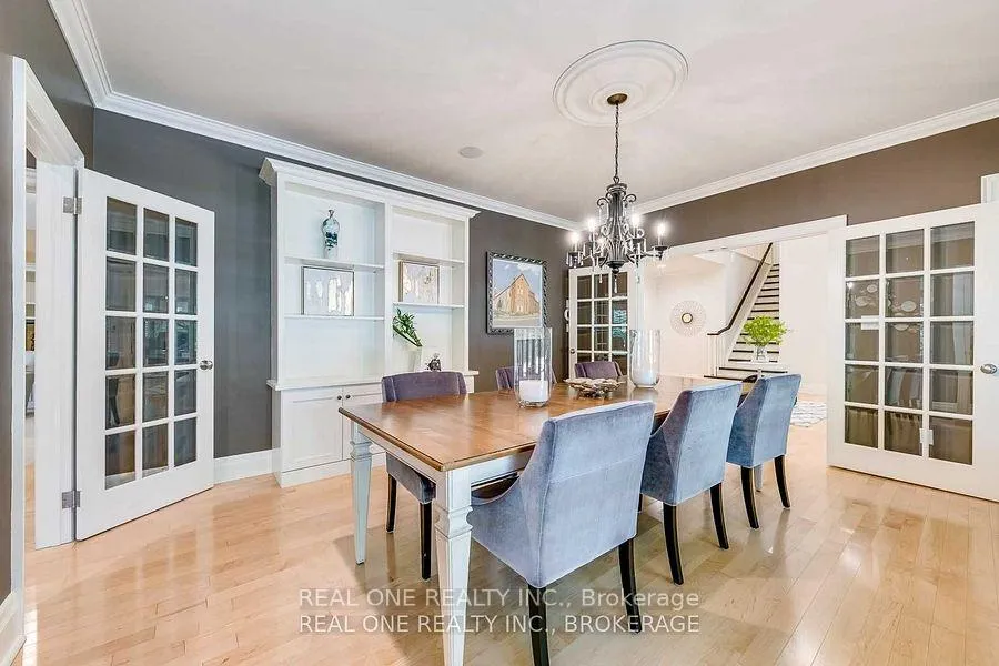 Photo 10 of 249 Poplar Drive, Oakville, Morrison — HOMEH