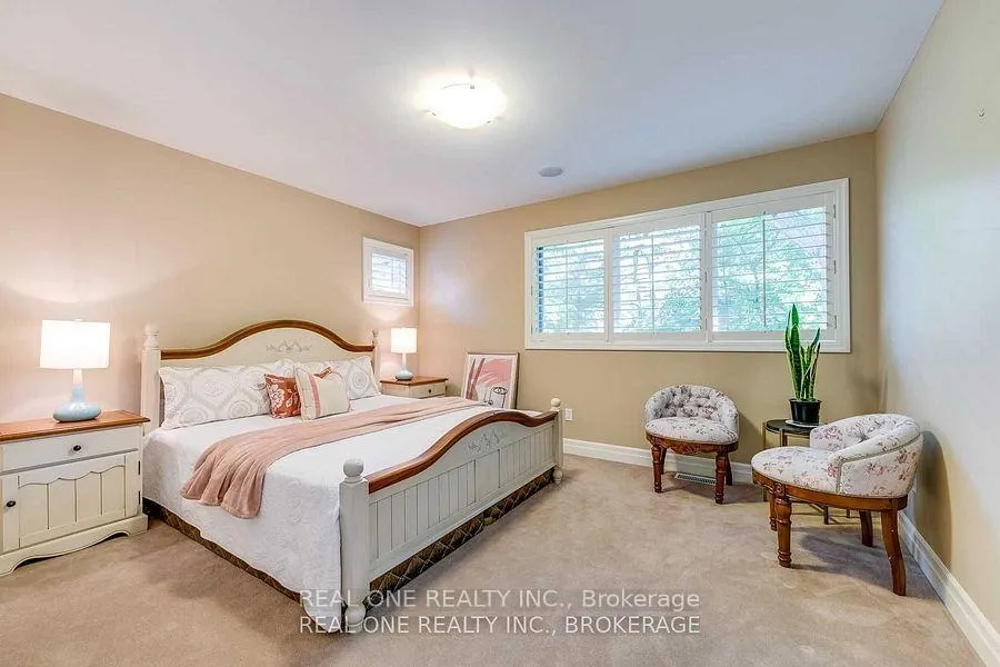 Photo 26 of 249 Poplar Drive, Oakville, Morrison — HOMEH
