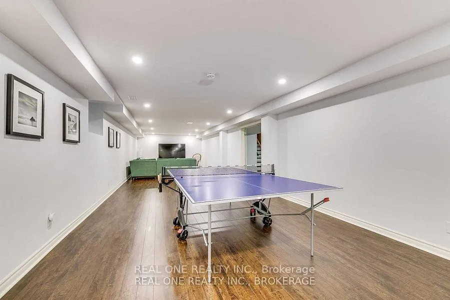 Photo 30 of 249 Poplar Drive, Oakville, Morrison — HOMEH