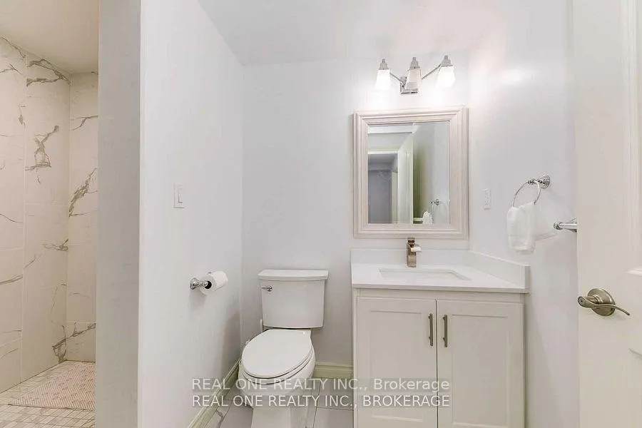 Photo 34 of 249 Poplar Drive, Oakville, Morrison — HOMEH